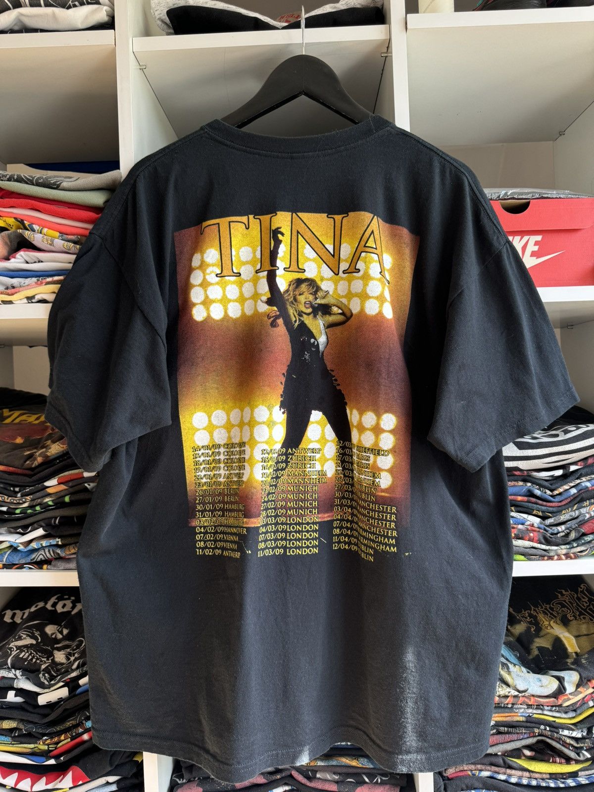 Band Tees Vintage 2009 Tina Turner Anniversary Tour Tee Size US XL / EU 56 / 4 - 5 Thumbnail