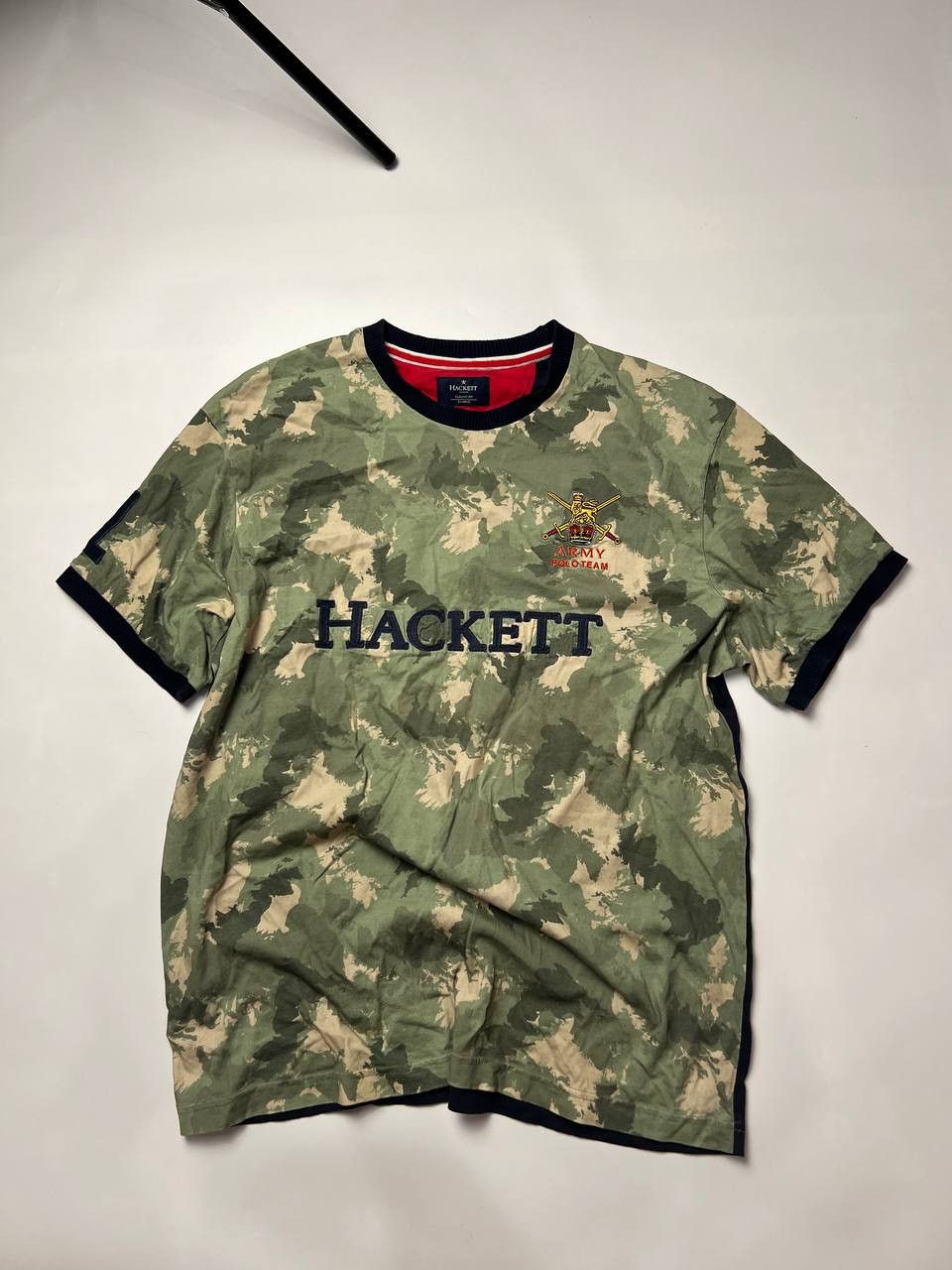 Hackett 👕 Hackett London x Army Polo Team Tee – Camo Edition Size US XL / EU 56 / 4 - 1 Thumbnail