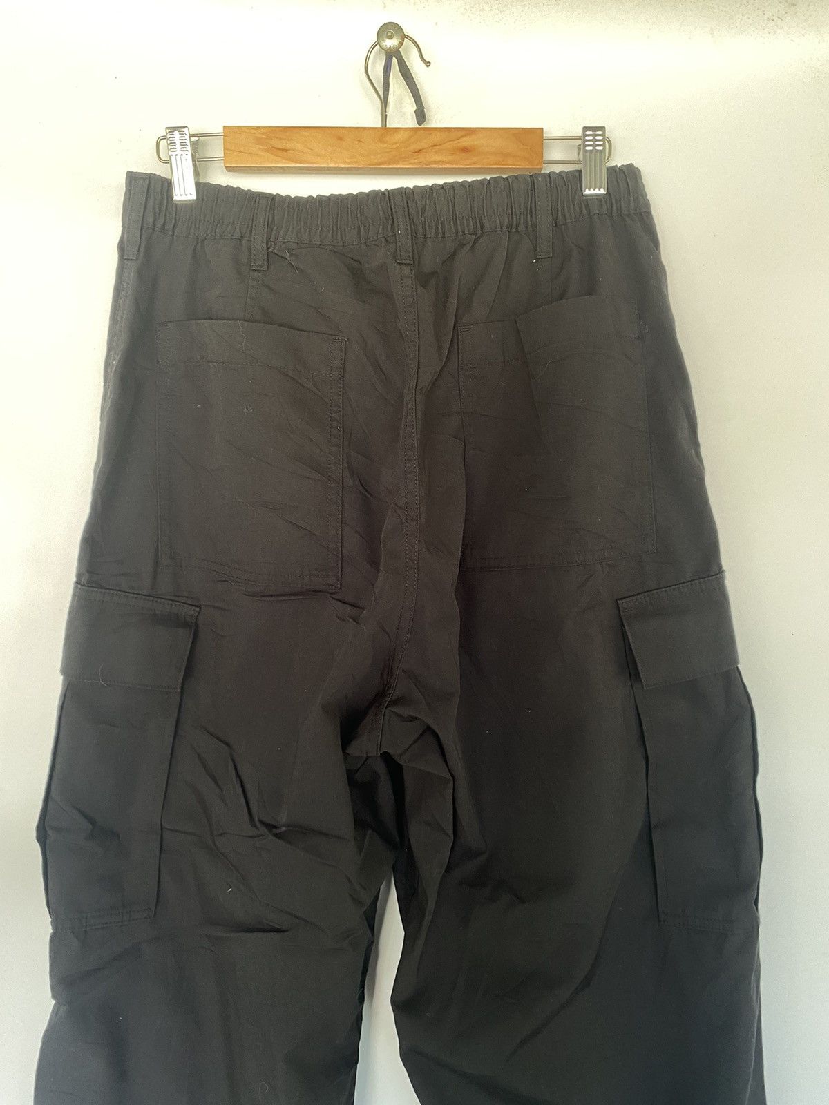 GU × Japanese Brand GU MultiPockets Utility Cargo Pants Outdoor Loose Trousers Size US 30 / EU 46 - 9 Thumbnail