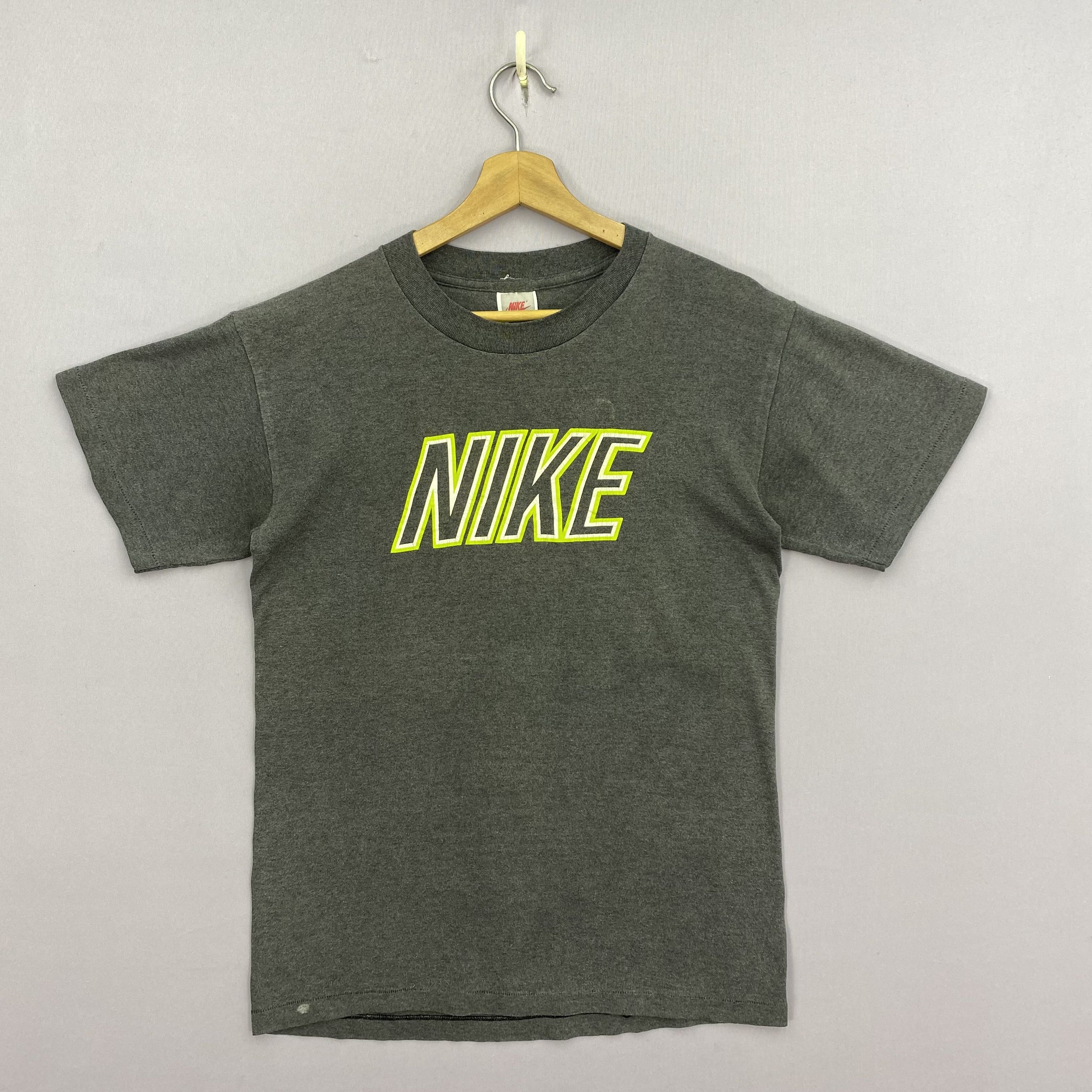 Nike Vintage 80s Nike T-Shirt Nike Swoosh Crewneck Tee | GF10111 Size US S / EU 44-46 / 1 - 1 Thumbnail