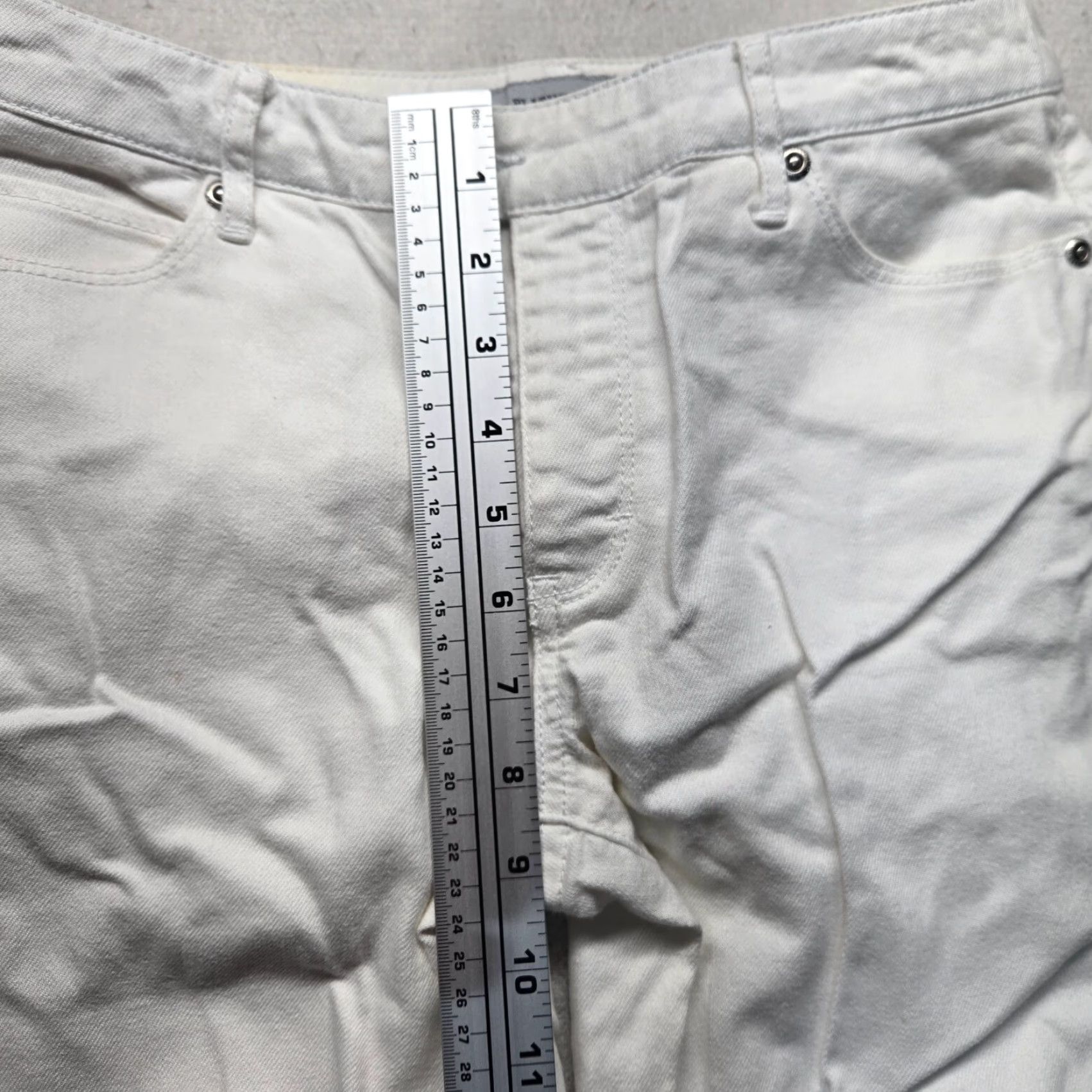 Vintage Chicos White Jeggings Chicos's Women’s Size 00 White Denim Stretch Pants Slim Mid Rise Pants Womens XS- Regular Size 24" / US 00 / IT 34 - 6 Thumbnail