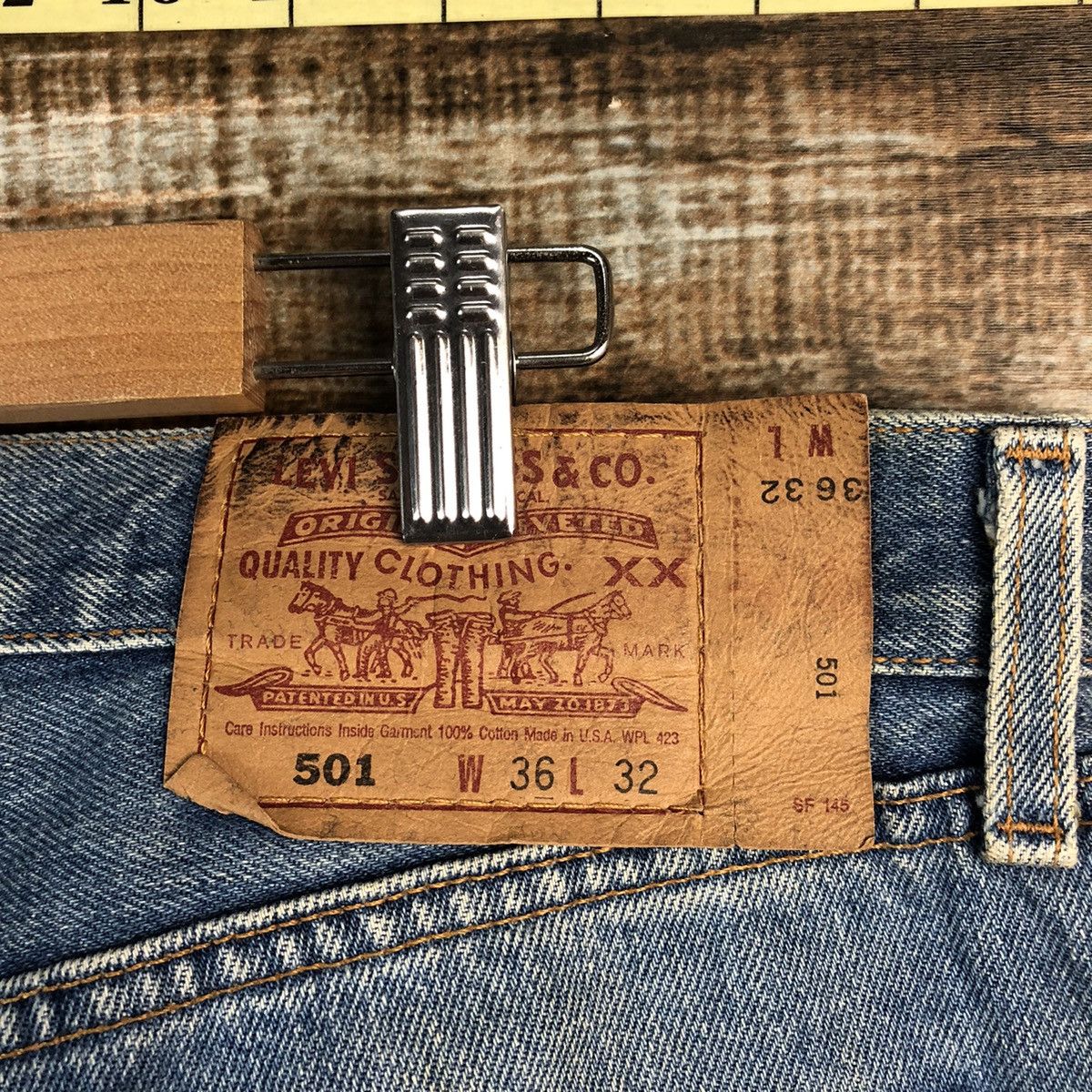 Levi's Levis 501 vintage ripped Blue Denim Pants #A2578 Size US 37 - 18 Thumbnail