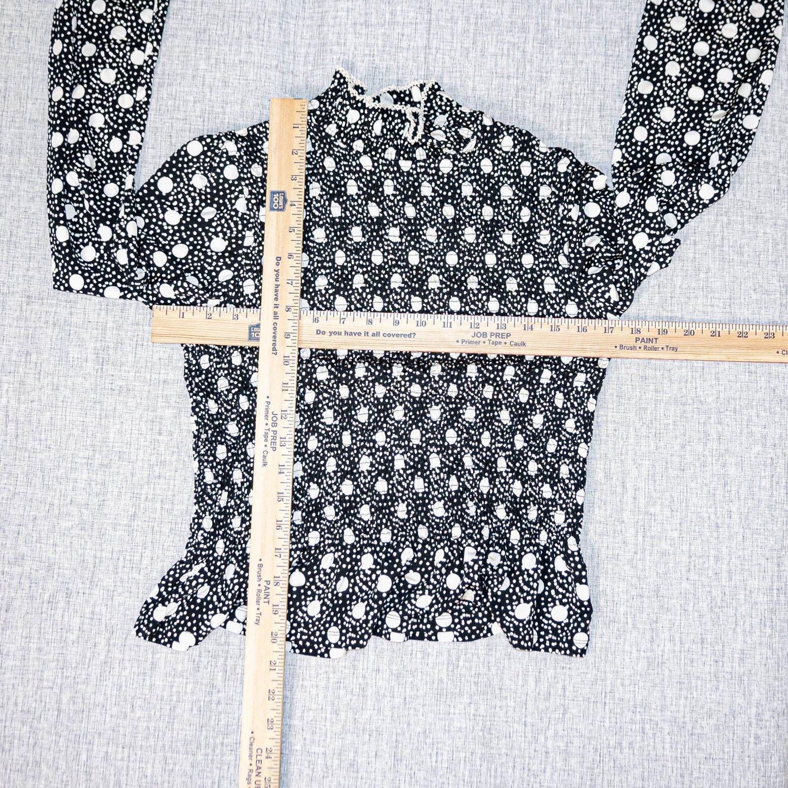 Sandro Sandro Women's Printed T-Shirt with Smocking fits Small Size S / US 4 / IT 40 - 7 Thumbnail