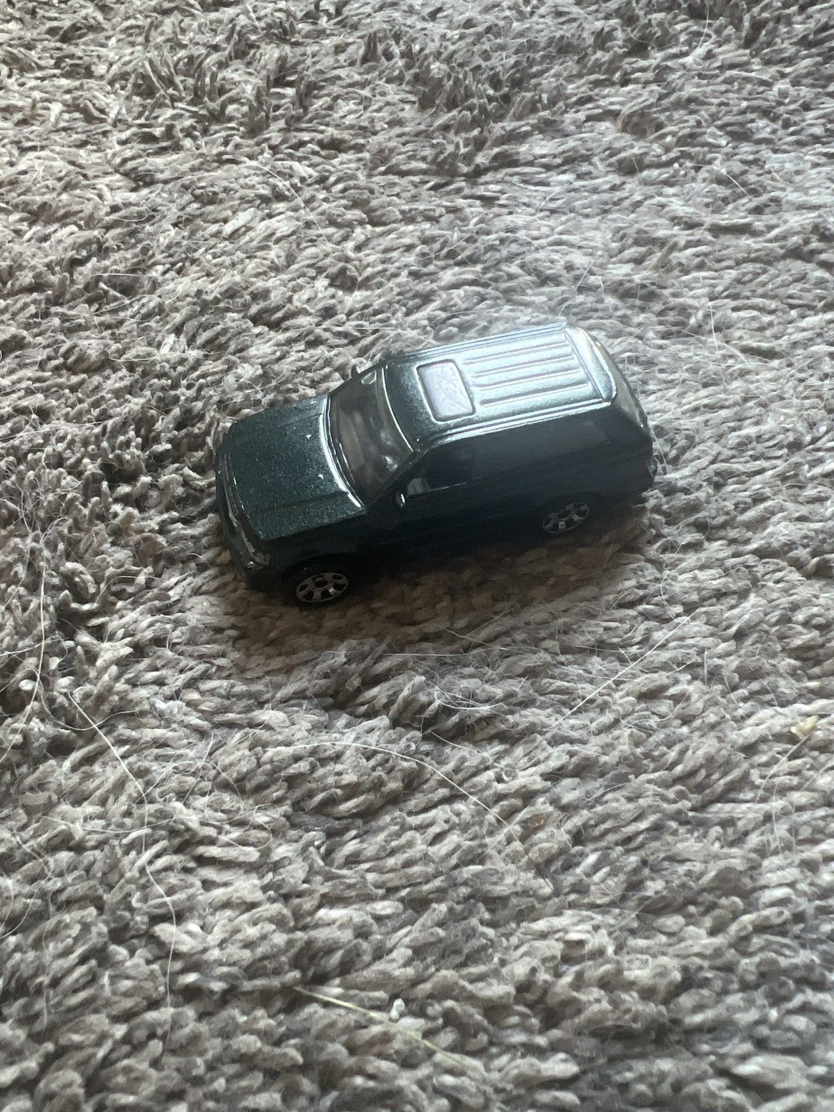 Hypebeast 2005 Mattel Matchbox Range Rover Sport - 2005 Size ONE SIZE - 1 Thumbnail