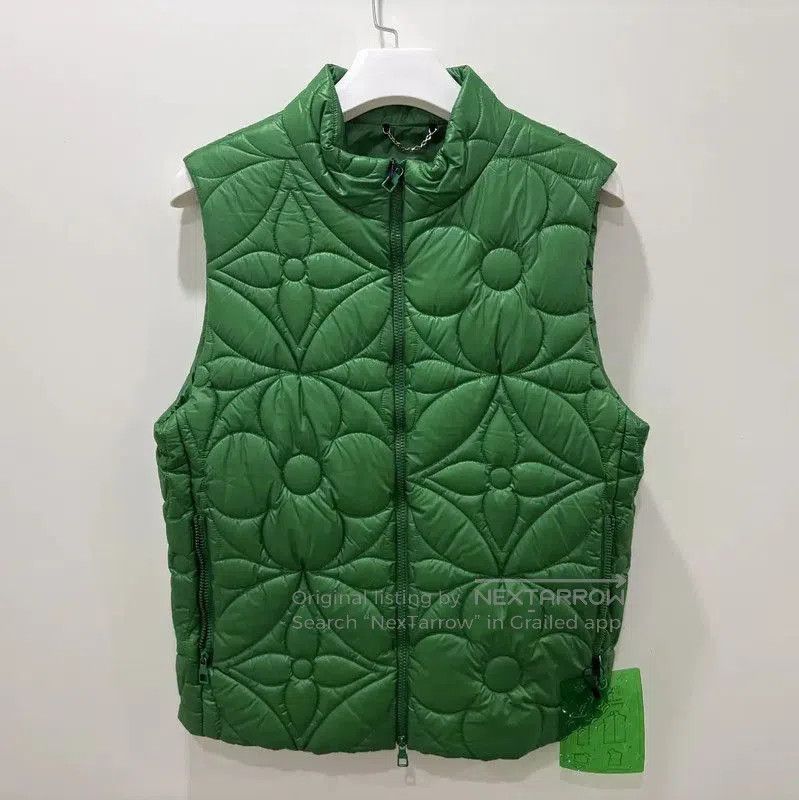 Louis Vuitton Louis Vuitton Men's Green Nylon Puffer Vest . Size US L / EU 52-54 / 3 - 1 Thumbnail