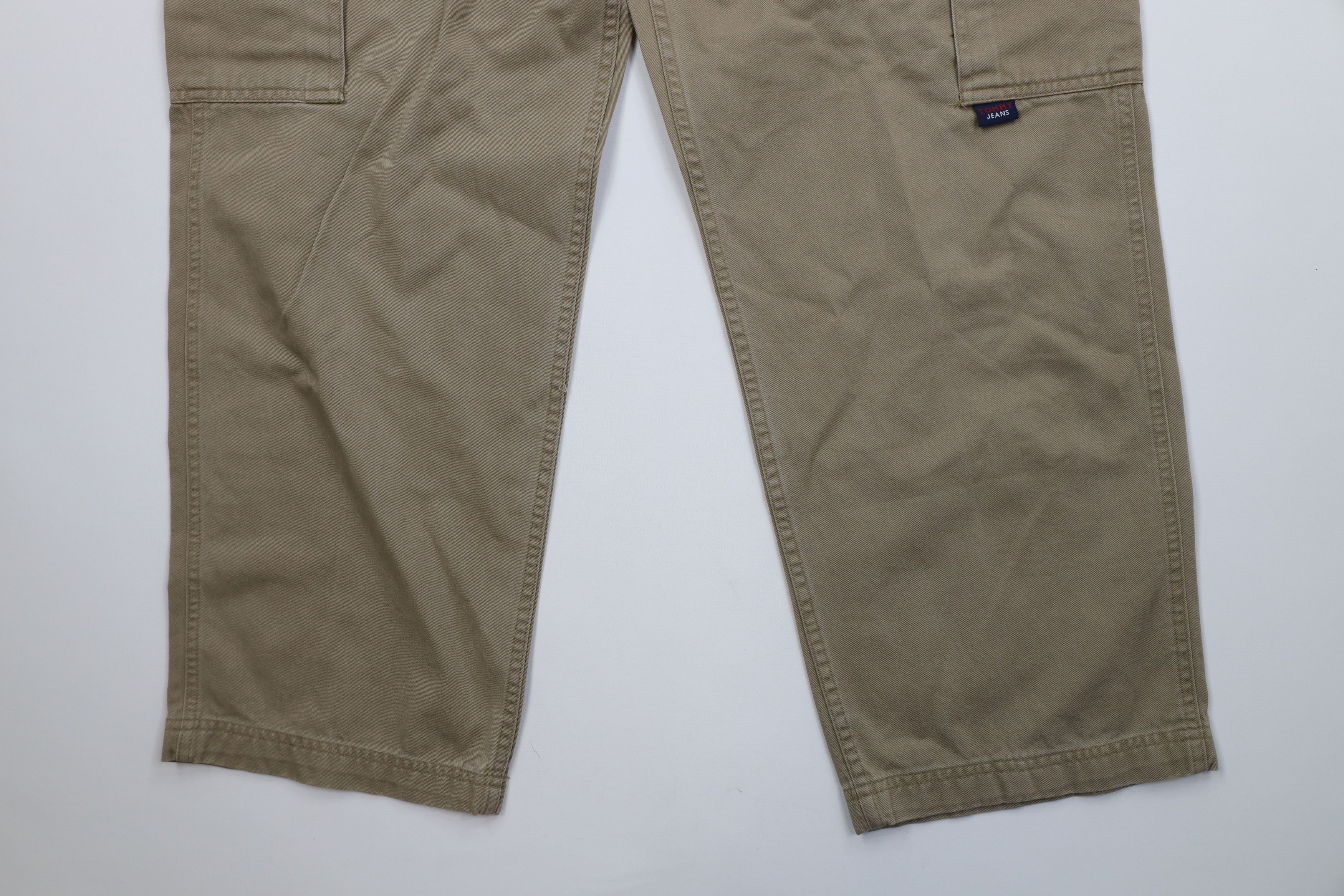 Tommy Hilfiger Vintage 90s Tommy Hilfiger Baggy Wide Leg Cargo Pants Khaki Size US 32 / EU 48 - 4 Thumbnail