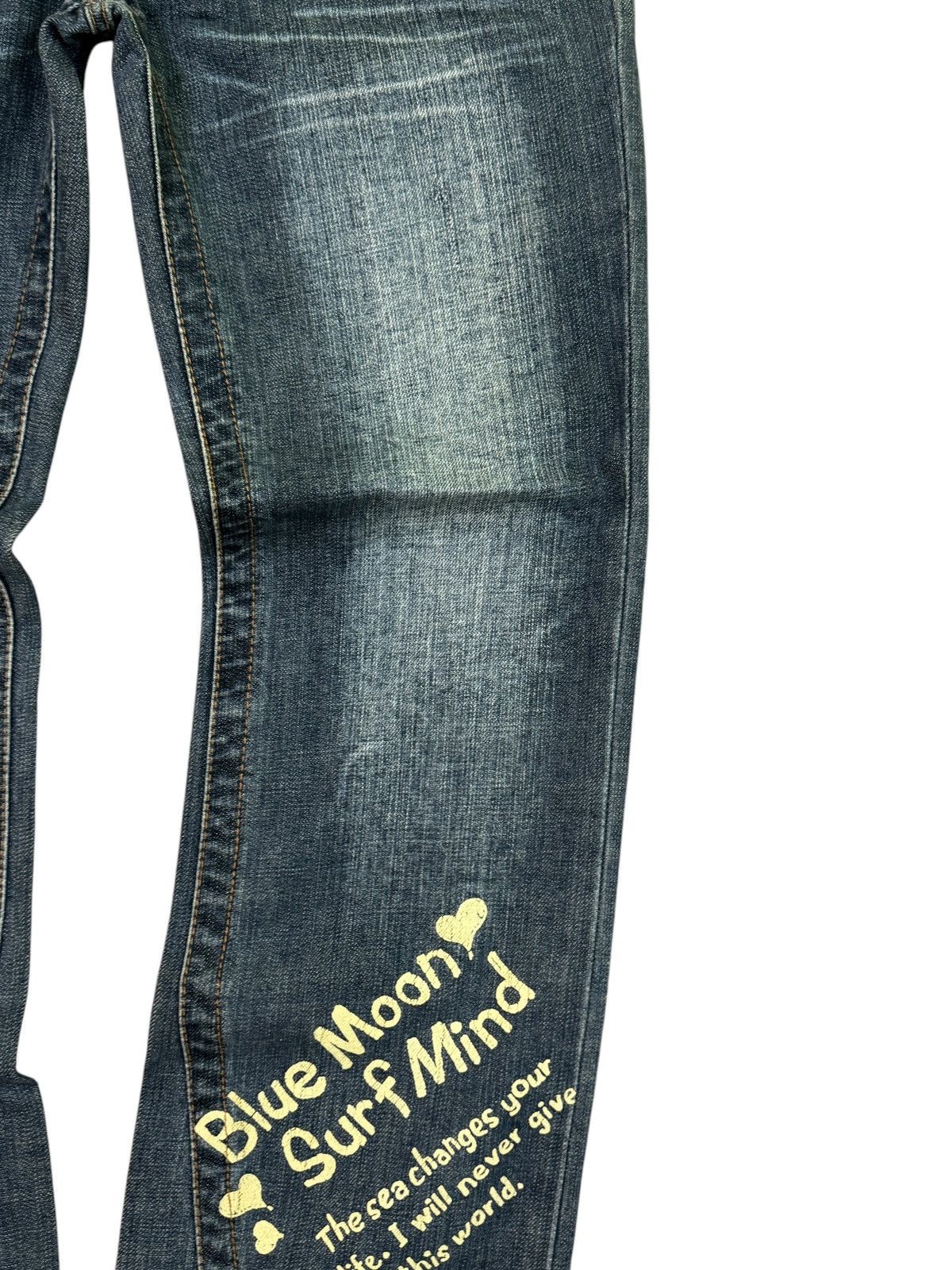 Japanese Brand BLUE MOON BLUE PRINTED POEM SURF EMBROIDERY LOW RISE DENIM Size US 28 / EU 44 - 8 Thumbnail