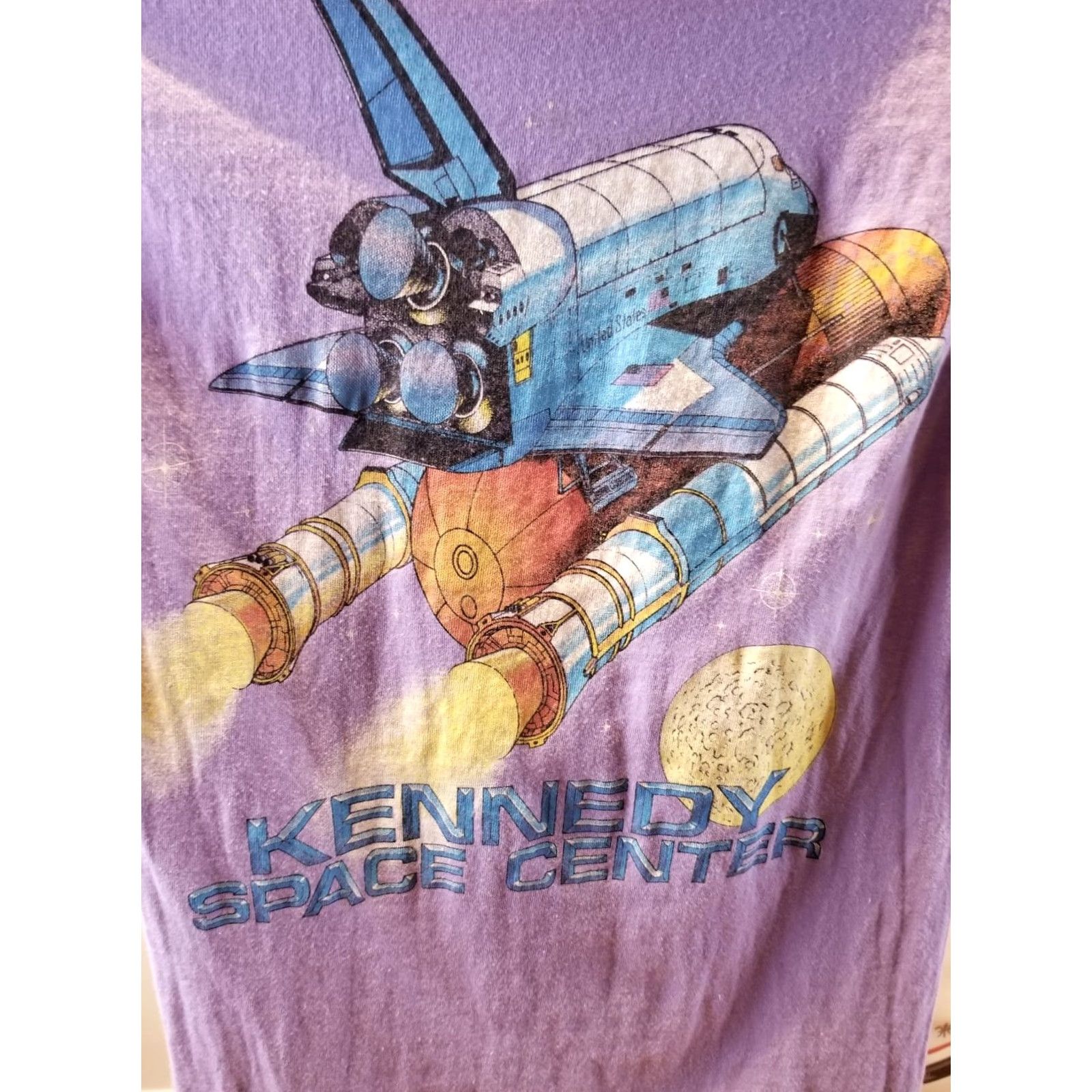 Vintage VINTAGE Kennedy Space Center One Pocket Single Stitch T-Shirt SZ Small T-Shirt Men Purple Camouflage Short Sleeve Round Neck Cotton? Size US S / EU 44-46 / 1 - 7 Thumbnail