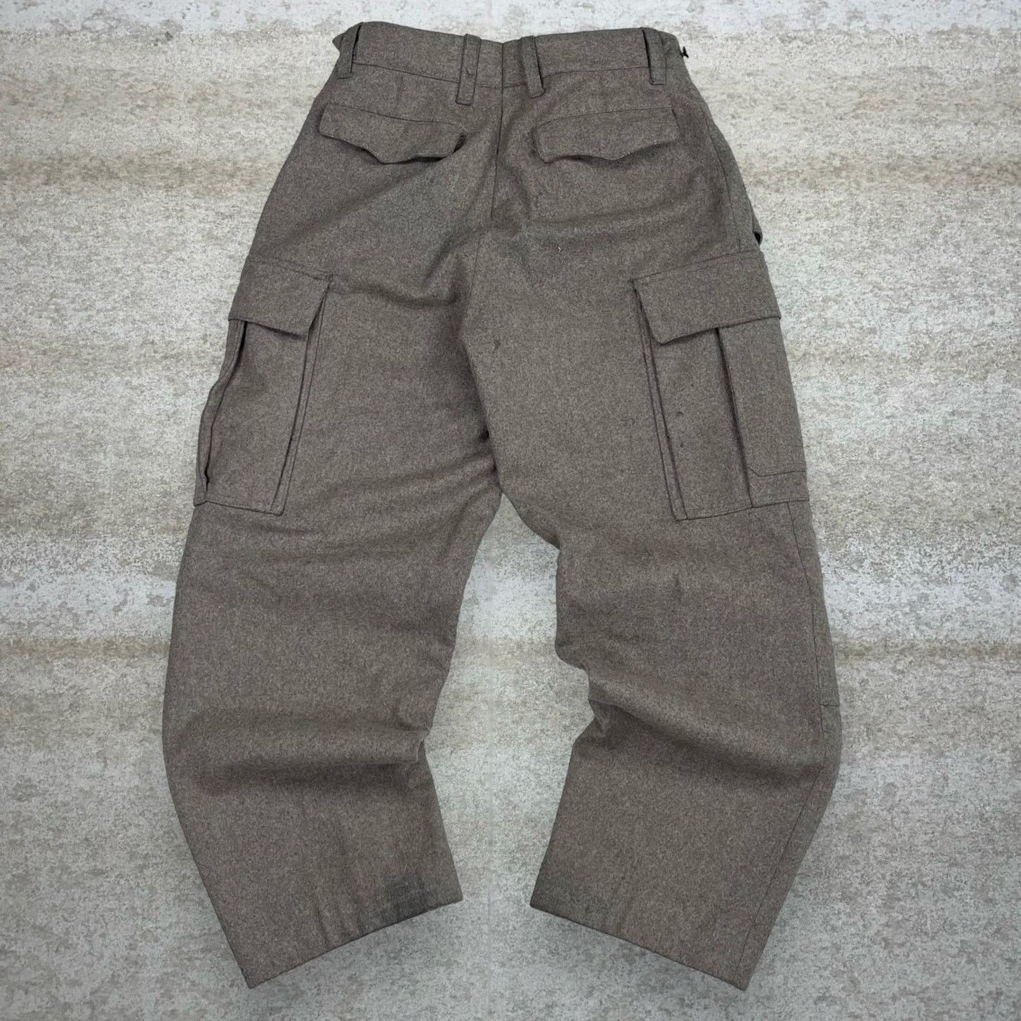 Japanese Brand × Vintage Crazy True Vintage 50s German Army Cargo Pants Green Baggy Size US 30 / EU 46 - 1 Thumbnail