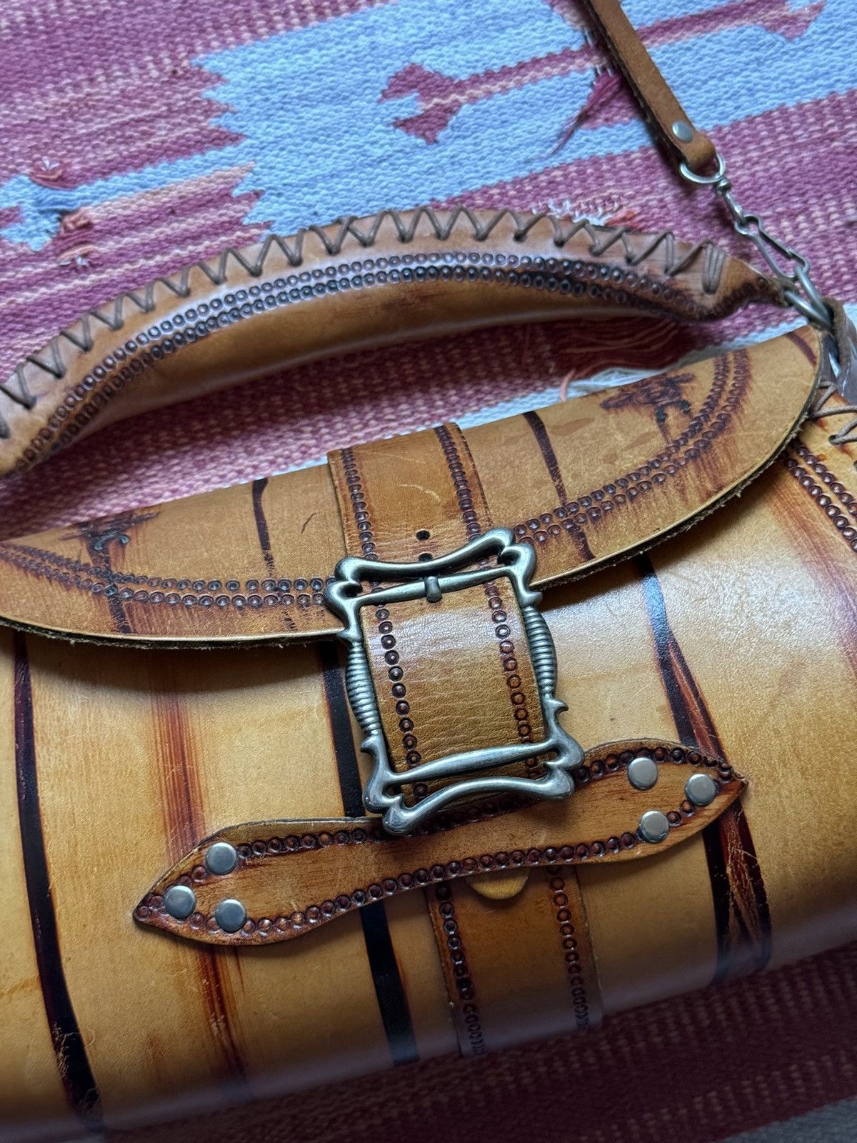 Genuine Leather Vintage 90’s Navajo Style Genuine Leather Mexicana Bag Size ONE SIZE - 2 Thumbnail