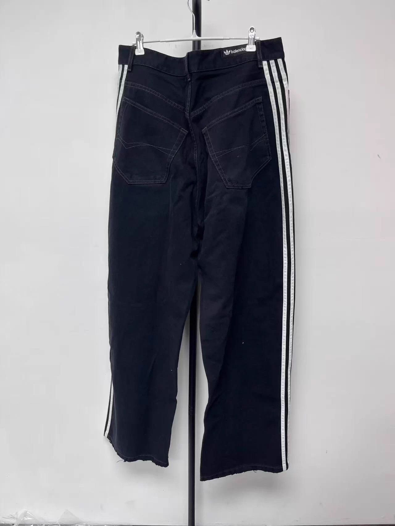 Balenciaga Balenciaga x adidas high-waisted straight loose men's black jeans Size US 29 - 2 Thumbnail