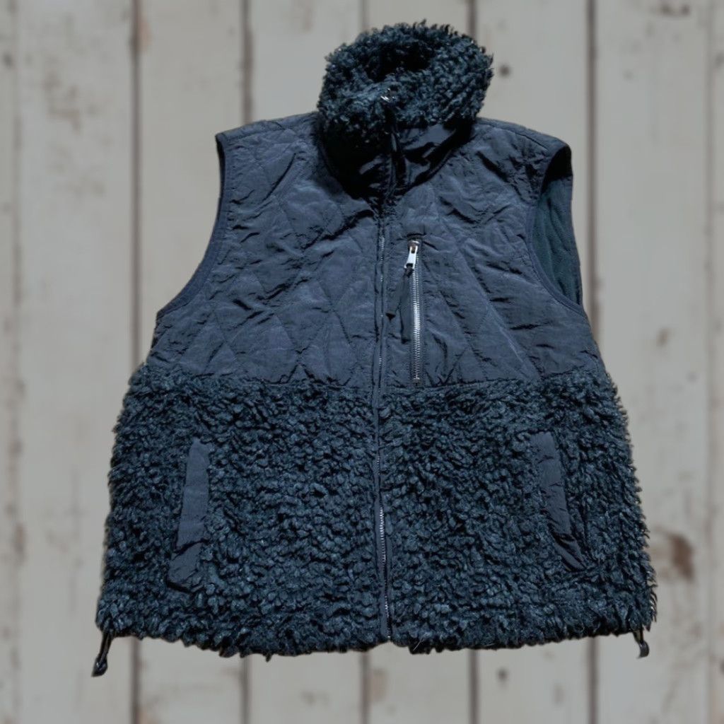 Abercrombie & Fitch Abercrombie & Fitch Vest Black Small Women Fleece Polyest er Soft Collection Basic Jacket (S) Size S / US 4 / IT 40 - 1 Thumbnail