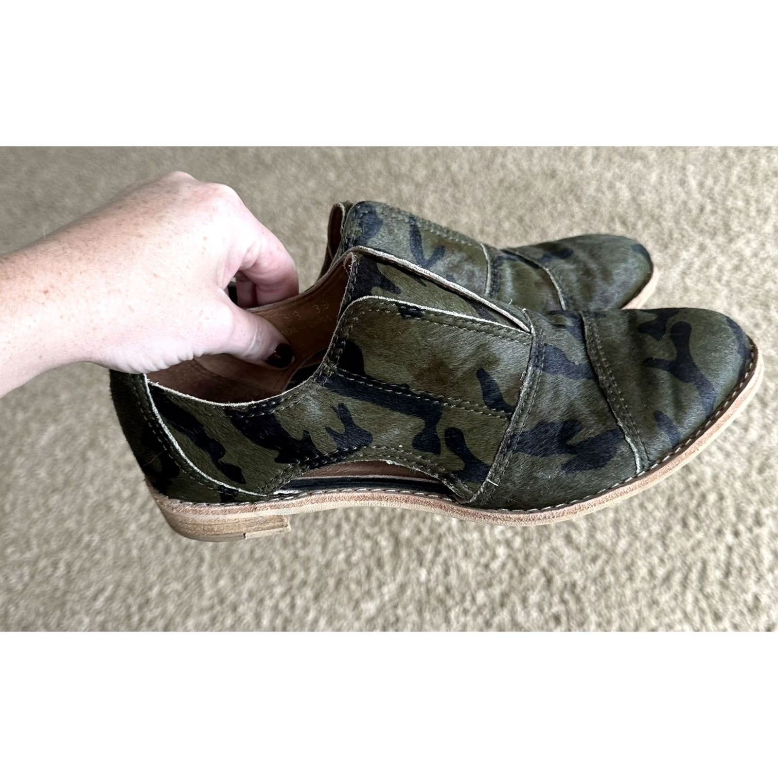 Vintage Anthropologie Women's Calf Hair Leather Camo Print Flat Loafers Shirt? Size US 8 / IT 38 - 2 Thumbnail