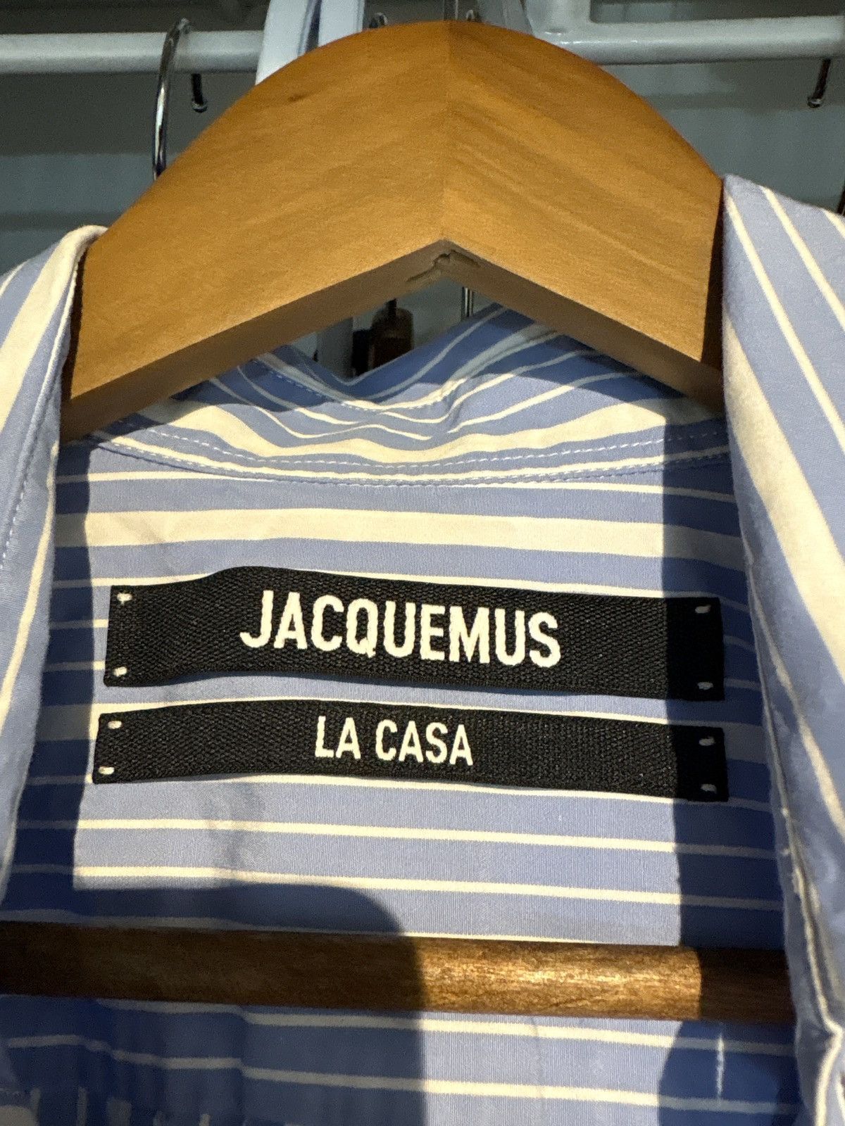 Jacquemus Jacquemus The Simon White & Blue Striped Shirt Size US S / EU 44-46 / 1 - 3 Thumbnail