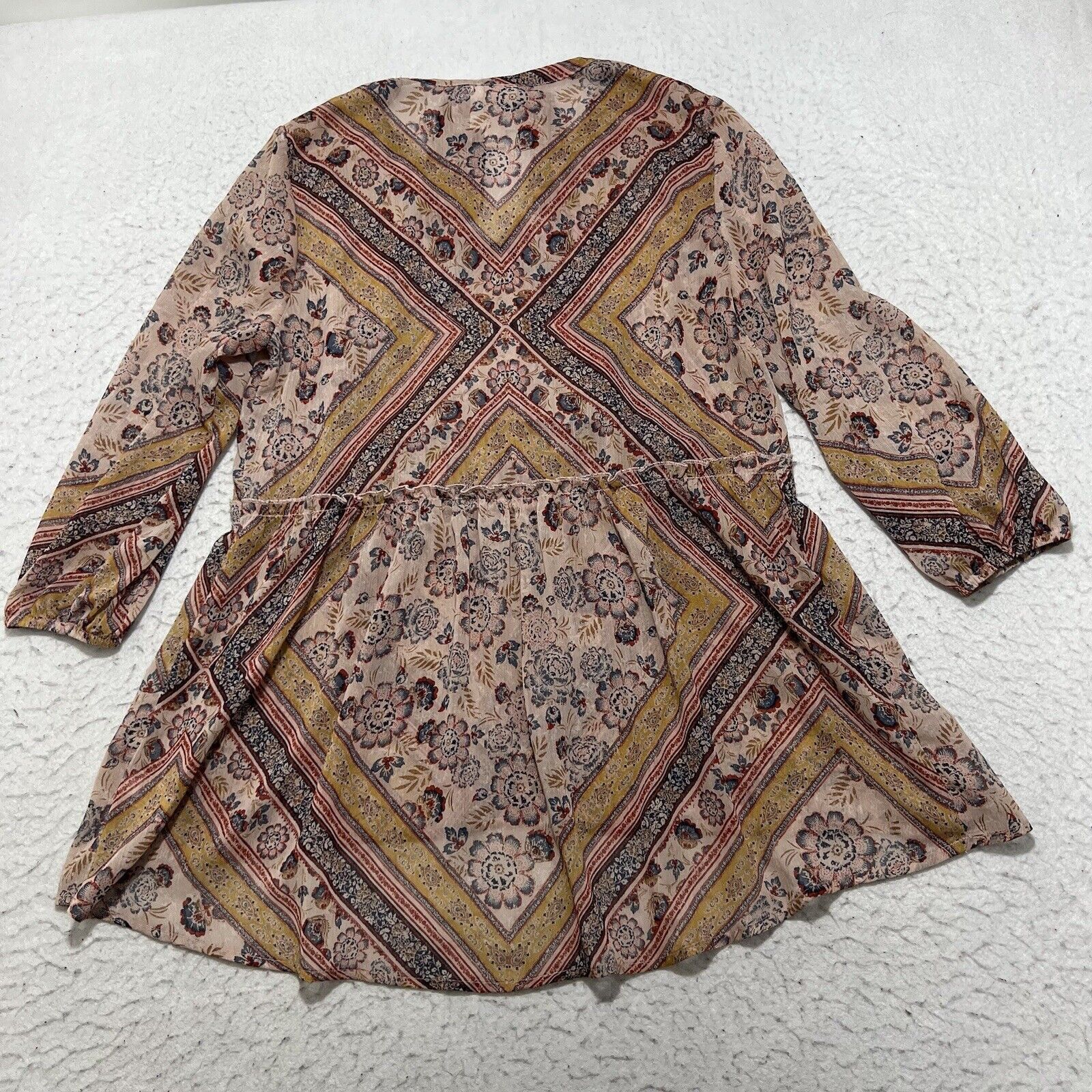 Target Basics Knox Rose 3/4 Sleeve Aztec Floral Pink V-Neck Blouse Top Size XS / US 0-2 / IT 36-38 - 9 Thumbnail