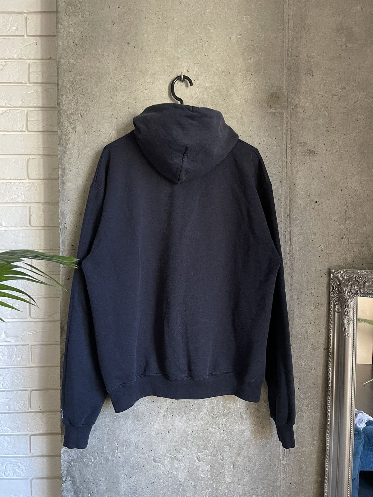 20471120 × Champion Vintage Boxy NFL Chicago The Windy City Champion Drake Style Size US M / EU 48-50 / 2 - 4 Thumbnail