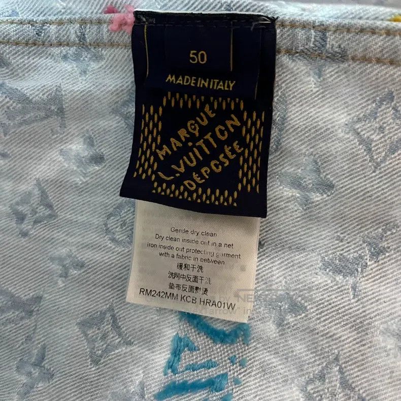 Louis Vuitton Louis Vuitton 24 Latest Light Blue Logo monogrammed embroi Size US M / EU 48-50 / 2 - 3 Thumbnail
