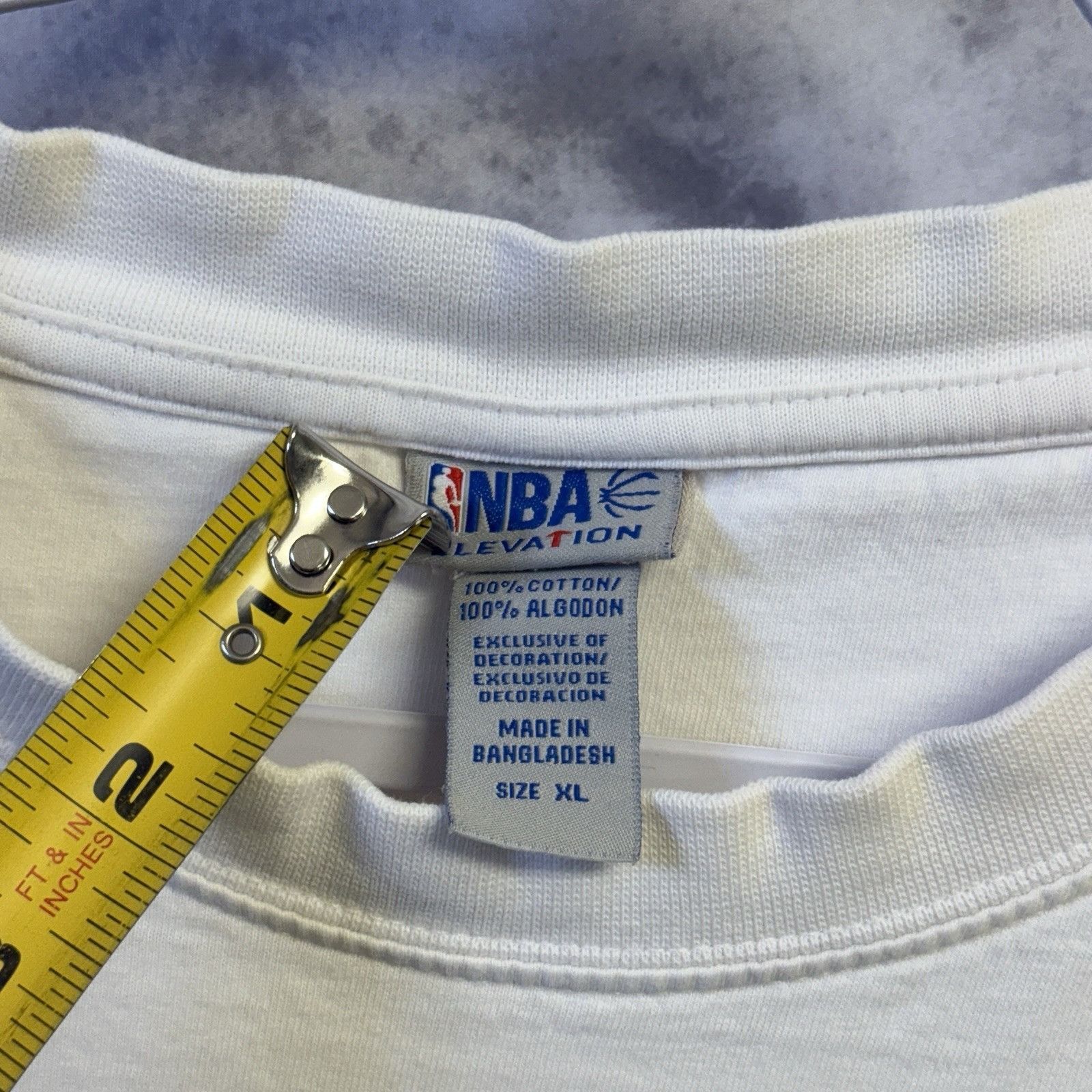 NBA Vintage NBA T Shirt Mens XL 24x26.5 White Y2K Ballers Size US XL / EU 56 / 4 - 13 Thumbnail