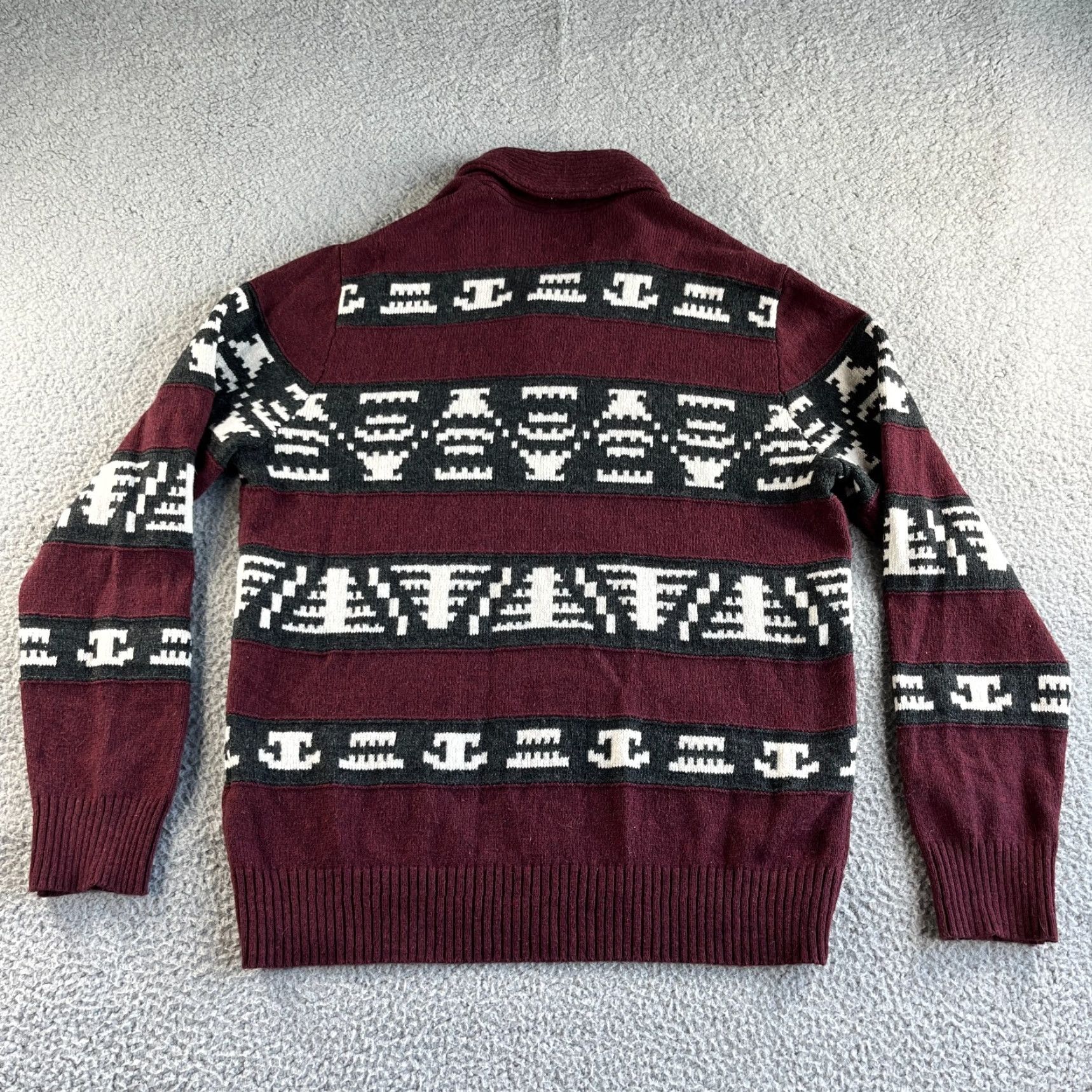 American Eagle Outfitters NEW American Eagle Outfitters Sweater Mens Extra Large Red Wool Aztec Southwestern Shawl Collar Pullover Knit Shirt? Size US XL / EU 56 / 4 - 3 Thumbnail