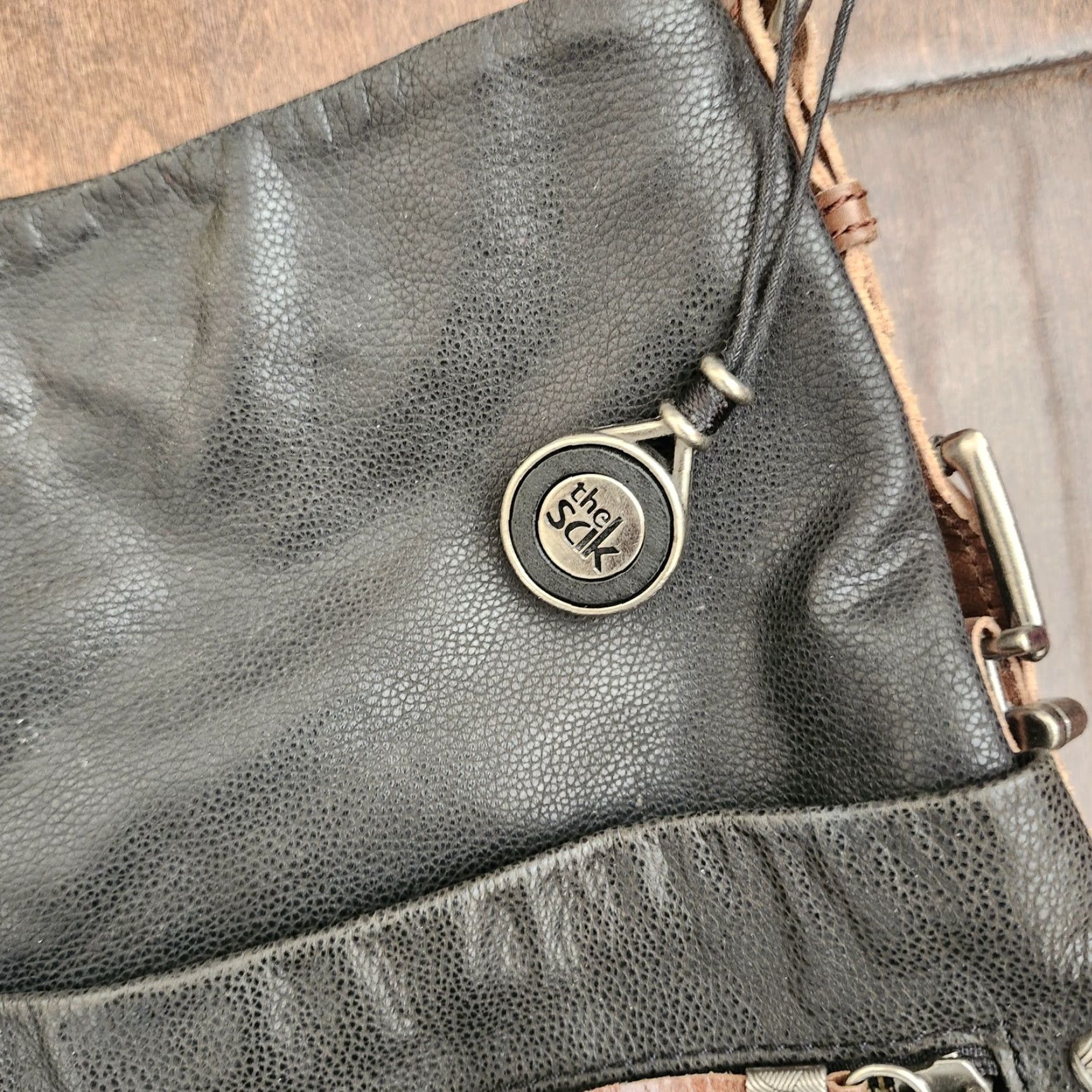 The Sak The Sak Leather Shoulder Bag Black Tan Crossbody Women Magnetic Closure Solid Leather Shoulder Bag Ladies Crossbody Tan Black Size ONE SIZE - 5 Thumbnail