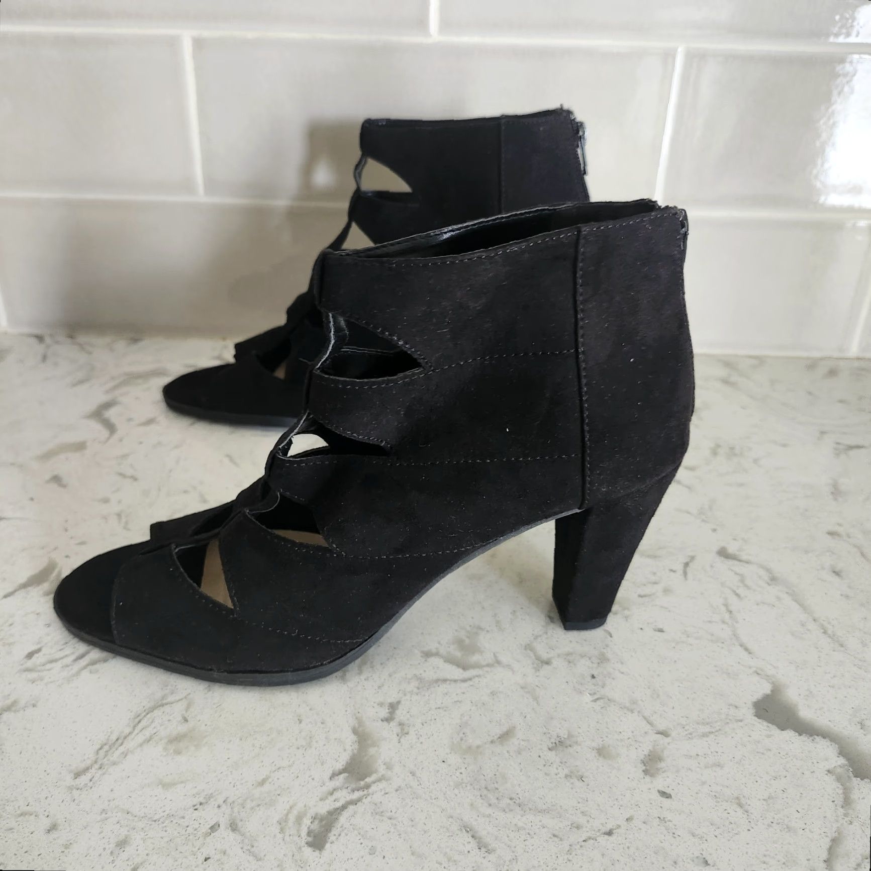 Vintage Metaphor Black Suede Heels Open Toe Peep Toe Cut Out Ankle Boot Sz 9.5M Womens Heel Block Zip Size US 10 / IT 40 - 7 Thumbnail