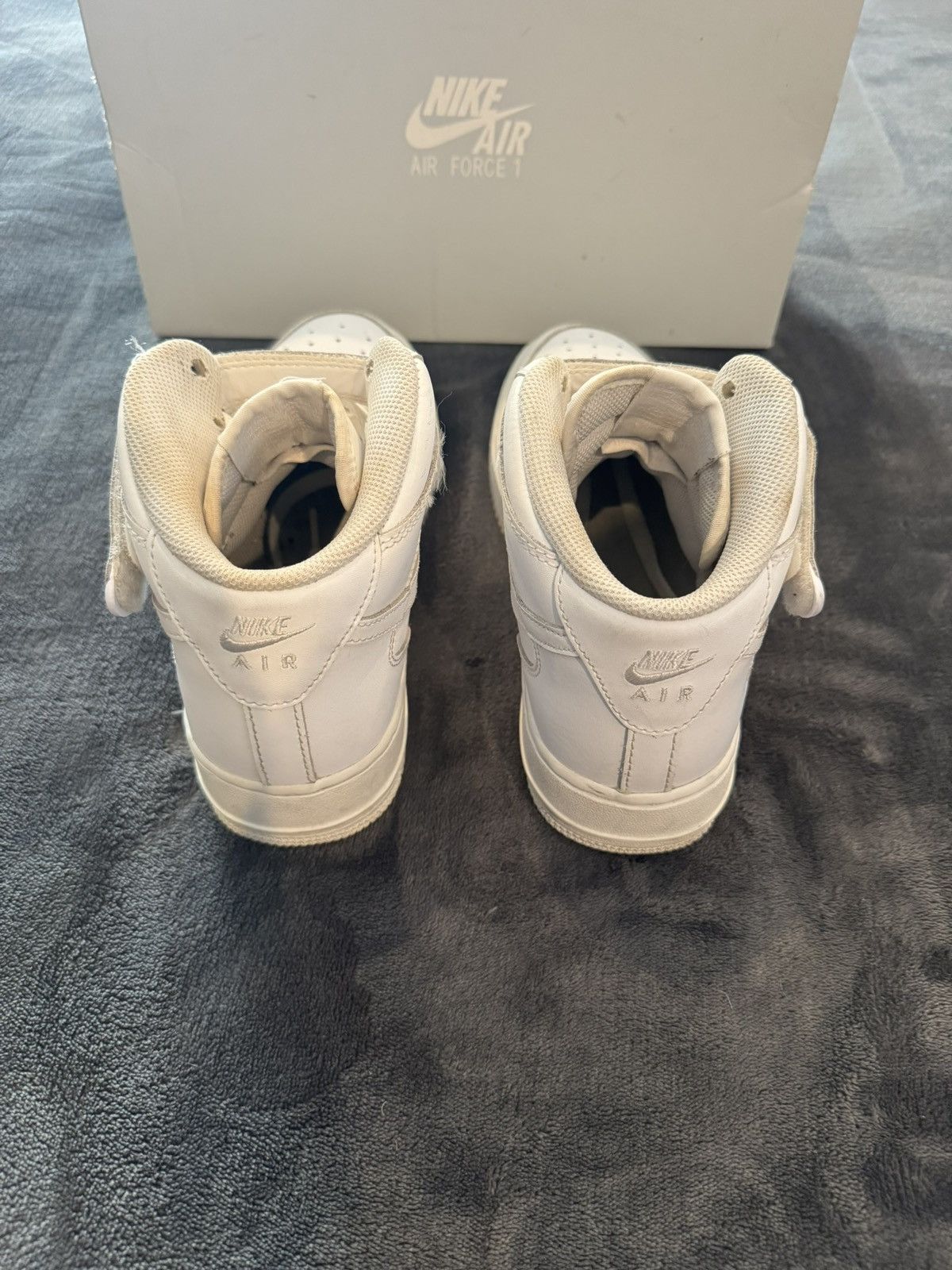 Nike Nike Air Force One Mid Size US 7 / EU 40 - 5 Thumbnail