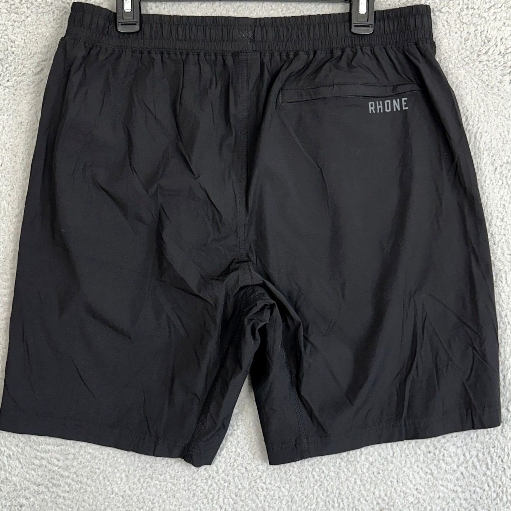 Rhone Rhone Mako Shorts Mens XL Black Elastic Waist Training Gym Workout Pull On EUC Size US 36 / EU 52 - 2 Thumbnail