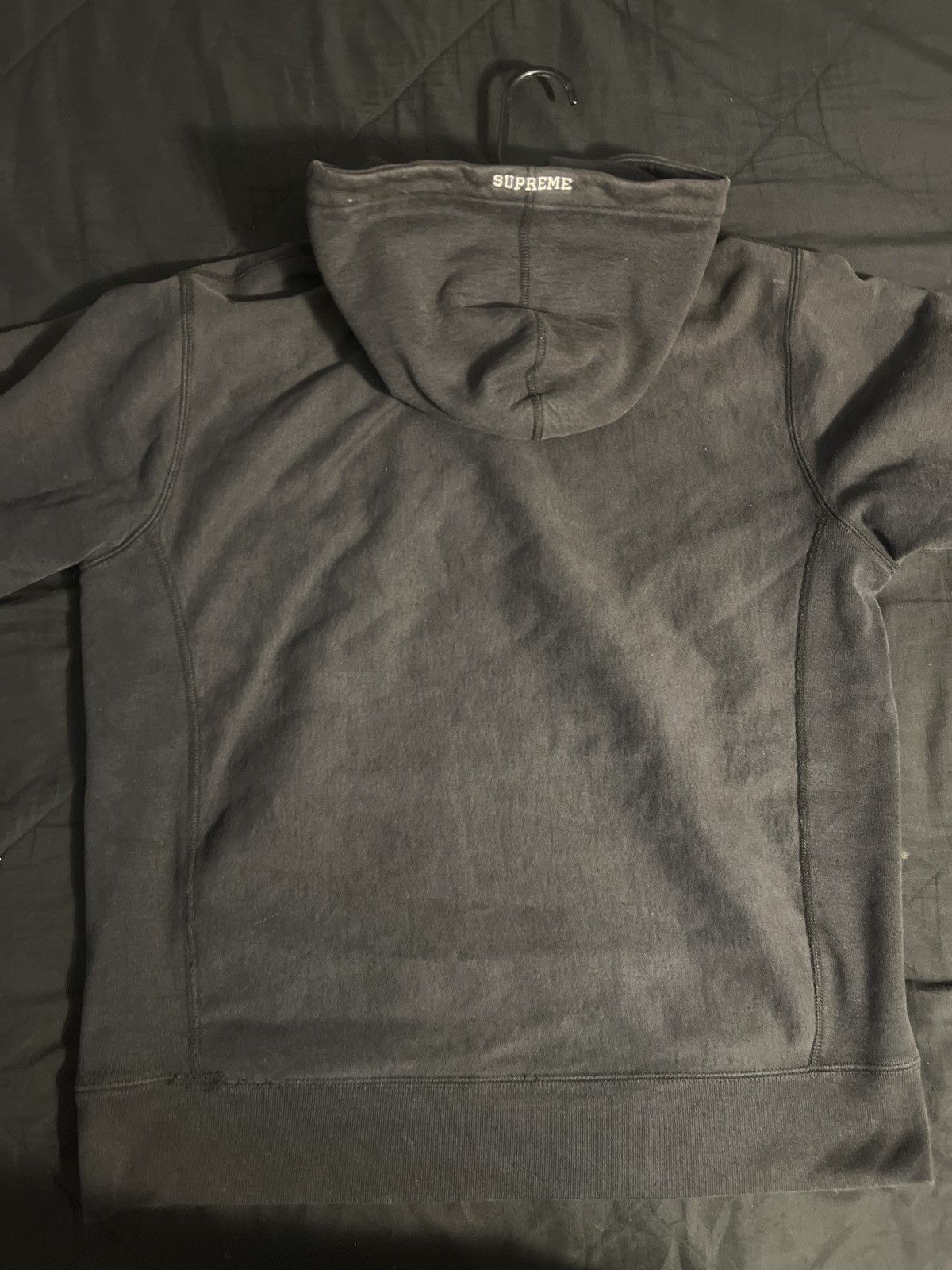 Supreme Black supreme hoodie Size US L / EU 52-54 / 3 - 2 Thumbnail