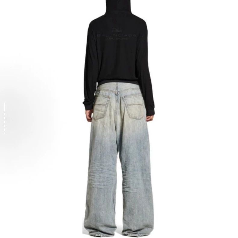 Balenciaga Balenciaga size XS Make old mid-waist straight jeans Size US 27 - 8 Thumbnail