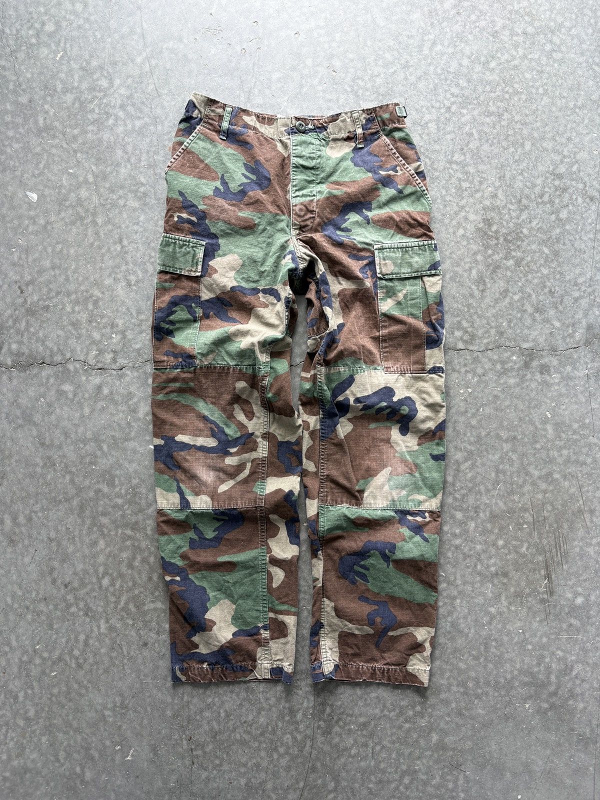 Vintage Vintage Y2K Propper Woodland Camo Cargo Pants 29x29 Size US 29 - 1 Thumbnail
