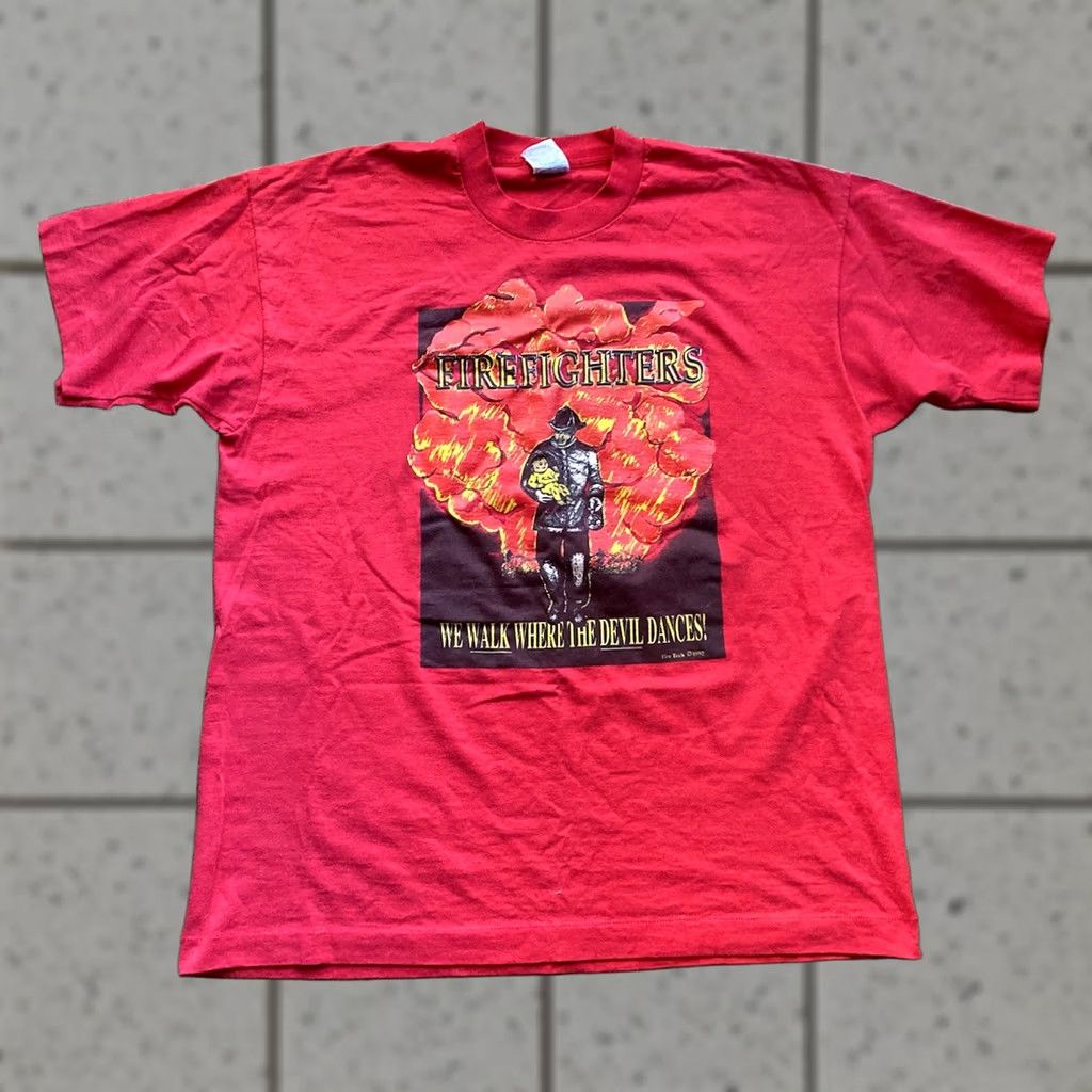 Fruit Of The Loom VINTAGE 90s Firefighter T Shirt Mens XL Red Fruit of the Loom Crew Neck Short Sleeve 80s 90s Girls Mens Size US XL / EU 56 / 4 - 1 Thumbnail