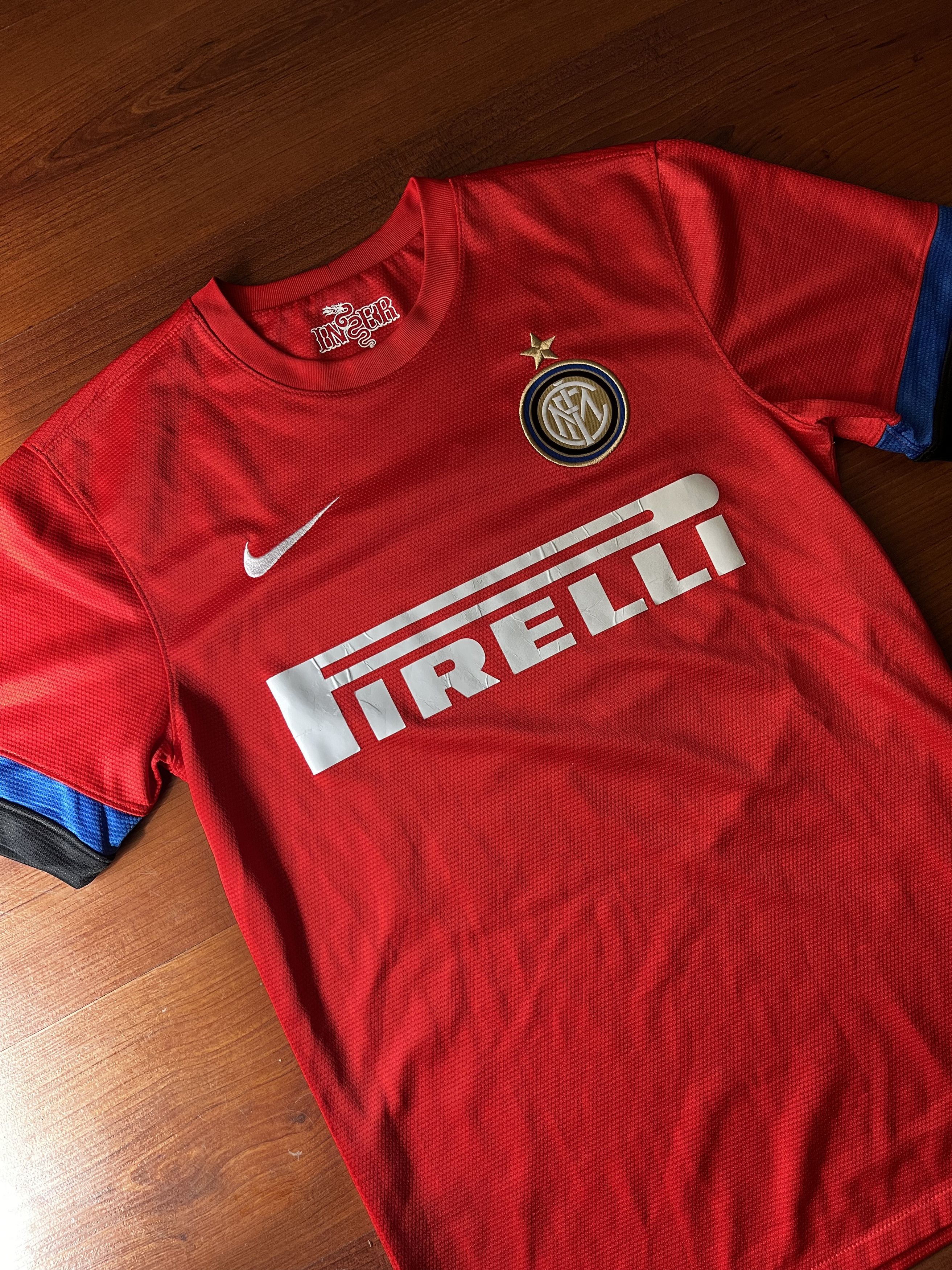 Other *Autographed* Inter FC Nike Cassano no.99 Football Jersey Size US S / EU 44-46 / 1 - 1 Thumbnail