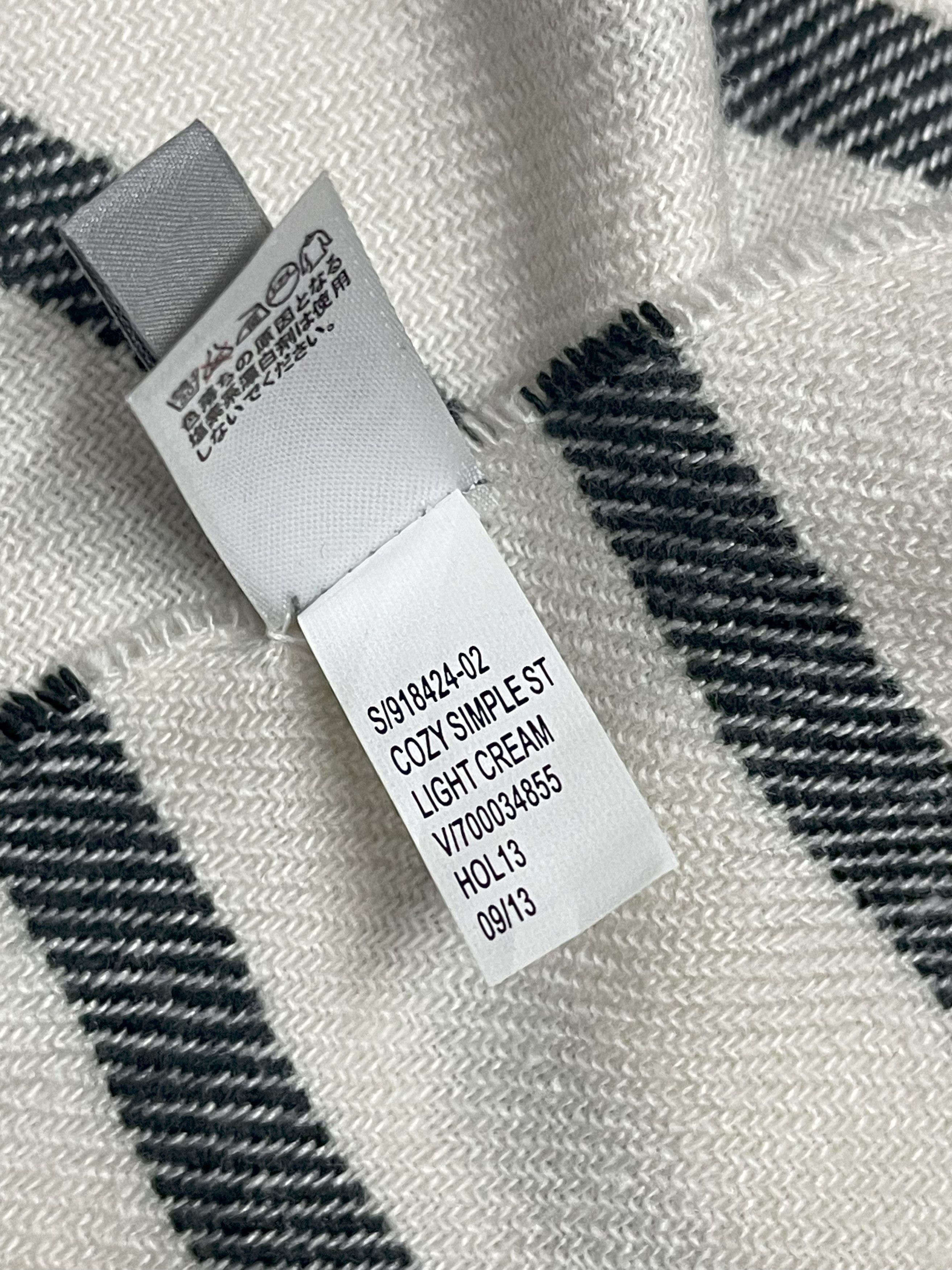 Gap Vintage GAP Big Scarf / Muffler - 6057 Size ONE SIZE - 10 Thumbnail