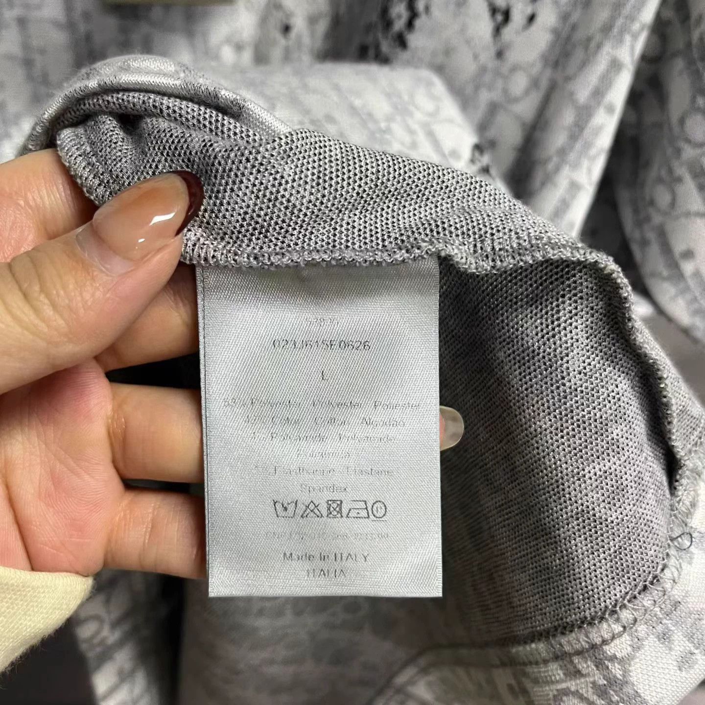 Dior Dior Gray All Over Print Crewneck Short-Sleeve T-Shirt L Size US L / EU 52-54 / 3 - 4 Thumbnail