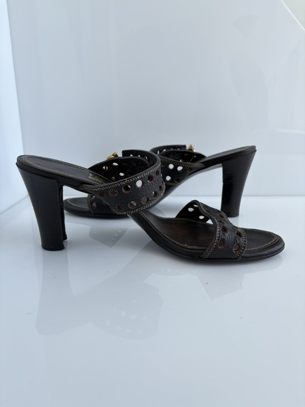 Salvatore Ferragamo Vintage Salvatore Ferragamo Perforated Leather Sandal Heels Size US 10 / IT 40 - 5 Thumbnail