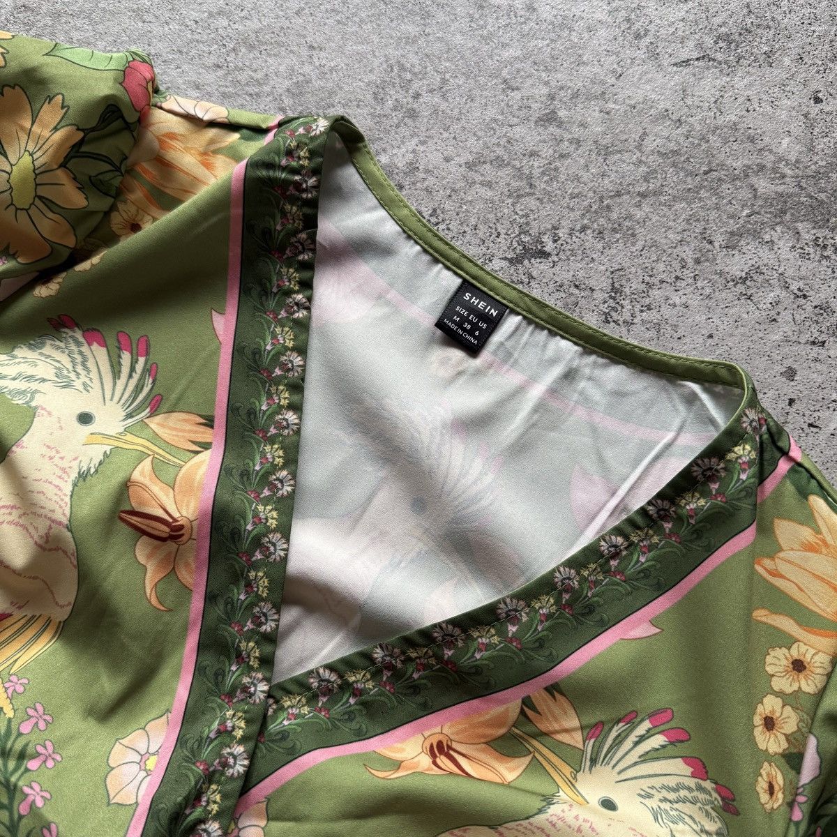 Shein Shein Travachic Floral Print V-Neck Short Sleeve Midi Dress Size M / US 6-8 / IT 42-44 - 9 Thumbnail