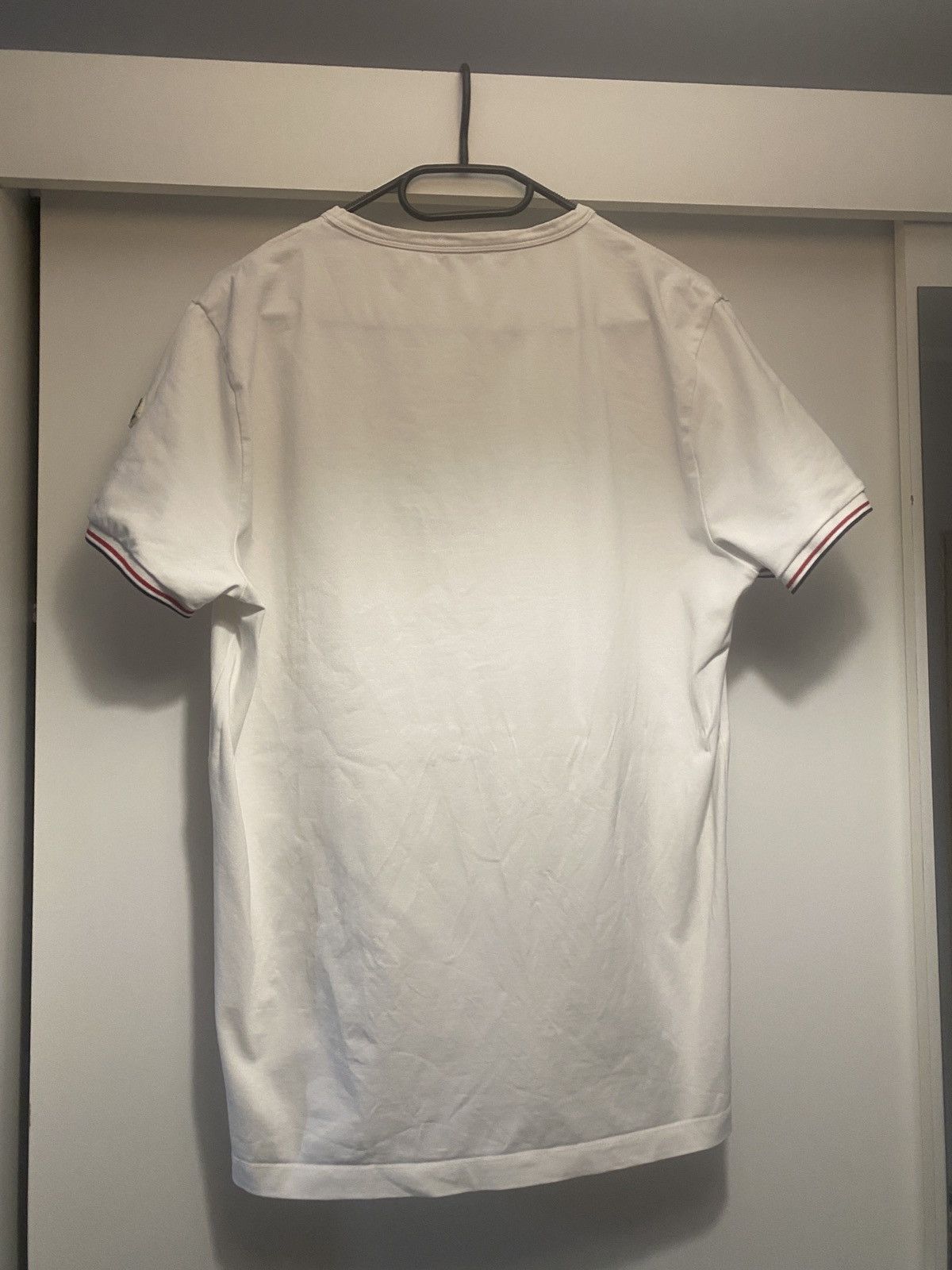 Moncler Moncler luxury tee with badge new collection 2020 Size US XL / EU 56 / 4 - 7 Thumbnail