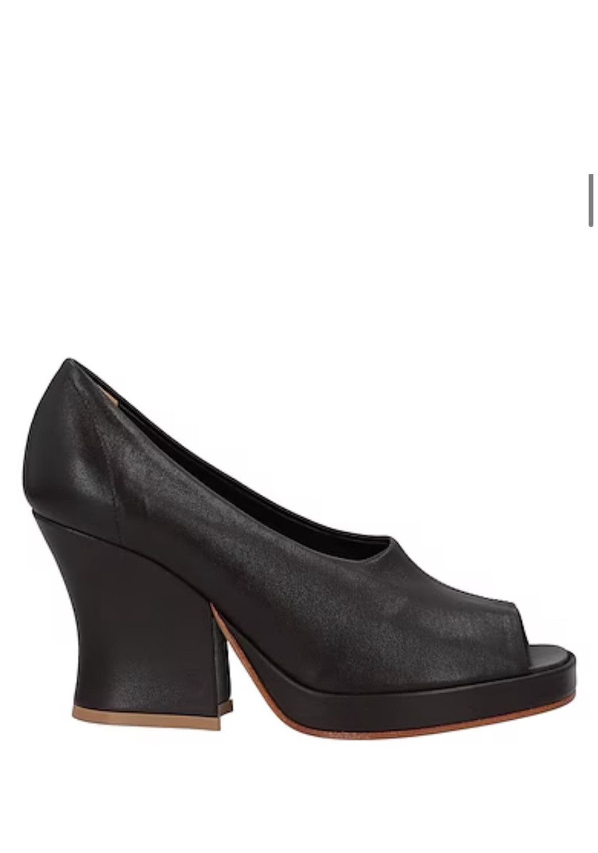 Bottega Veneta NWT Bottega Veneta Leather Angle Heel Pumps Size US 7 / IT 37 - 1 Thumbnail