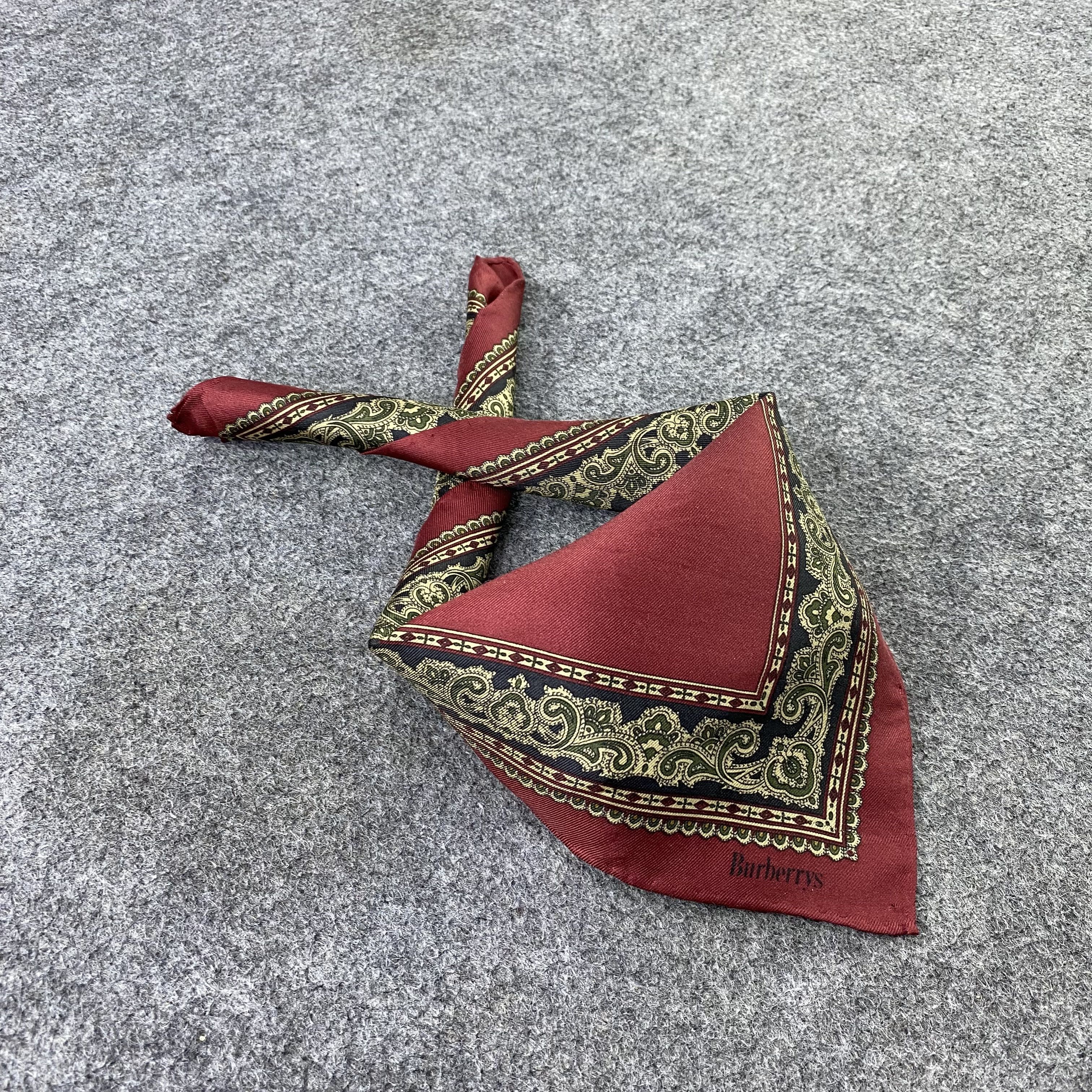 Burberry Burberry Handkerchief / Bandana / Neckerchief-B1322 Size ONE SIZE - 1 Thumbnail