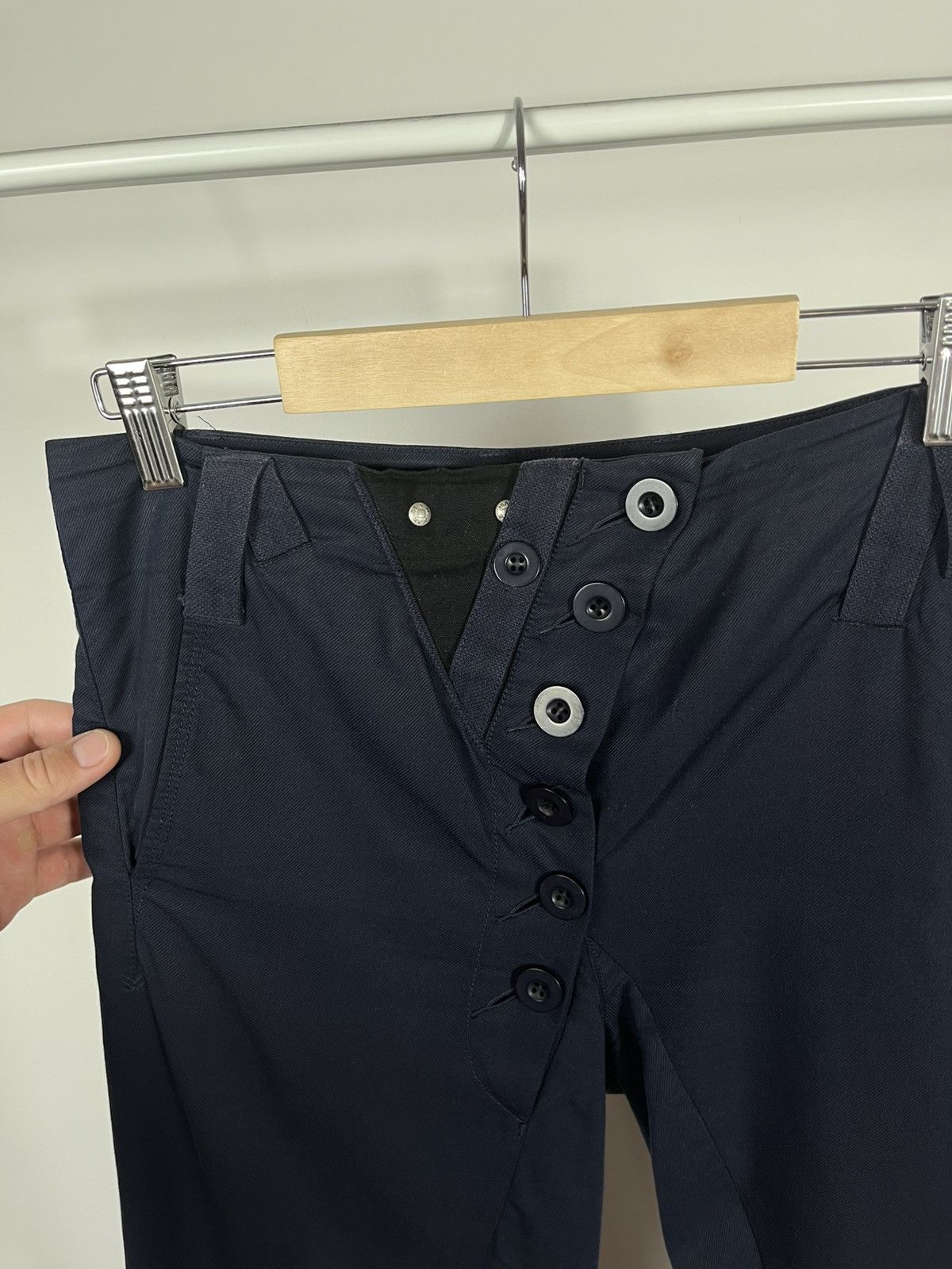 Marithe + Francois Girbaud Marithe Francois Girbaud Silk Blend Pants Asym Button Sz 26 Size 27" / US 4 / IT 40 - 3 Thumbnail