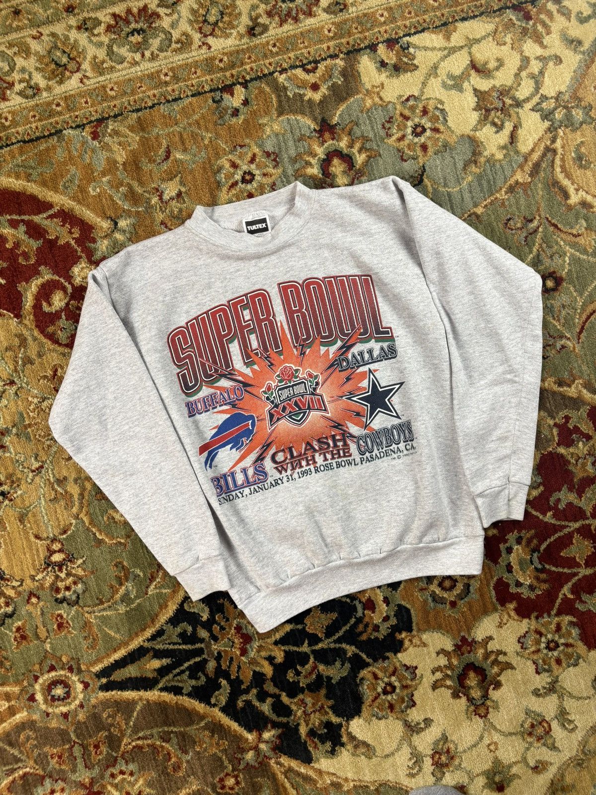 NFL Vintage Buffalo Bills Dallas Cowboys crewneck sweatshirt Size US L / EU 52-54 / 3 - 1 Thumbnail