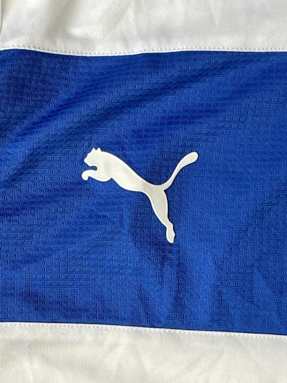 Puma ITALY 2012 2013 AWAY FOOTBALL SHIRT SOCCER JERSEY PUMA M Size US M / EU 48-50 / 2 - 5 Thumbnail