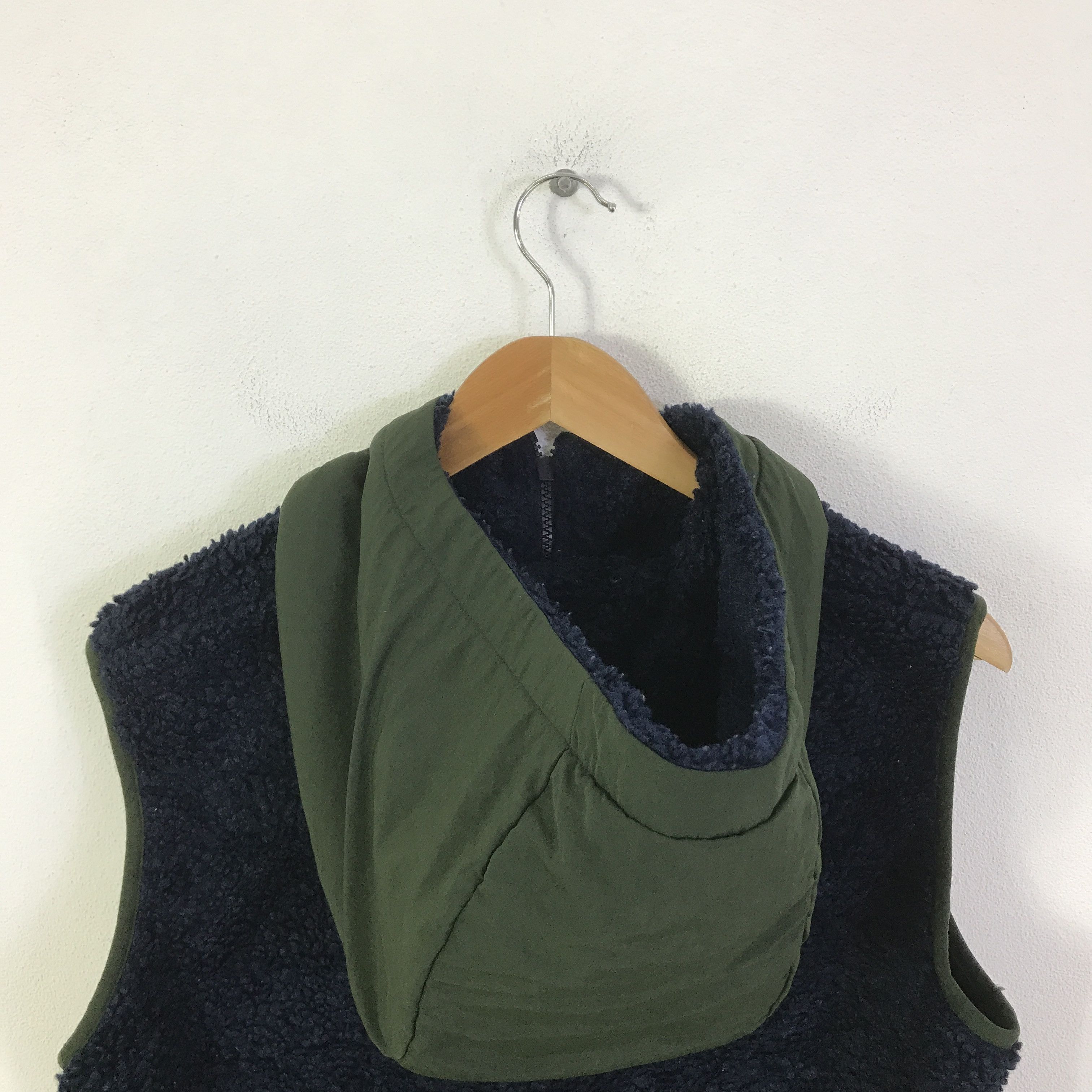 Japanese Brand Jw.Anderson fleece Vest jacket K110B20 Size US L / EU 52-54 / 3 - 4 Thumbnail