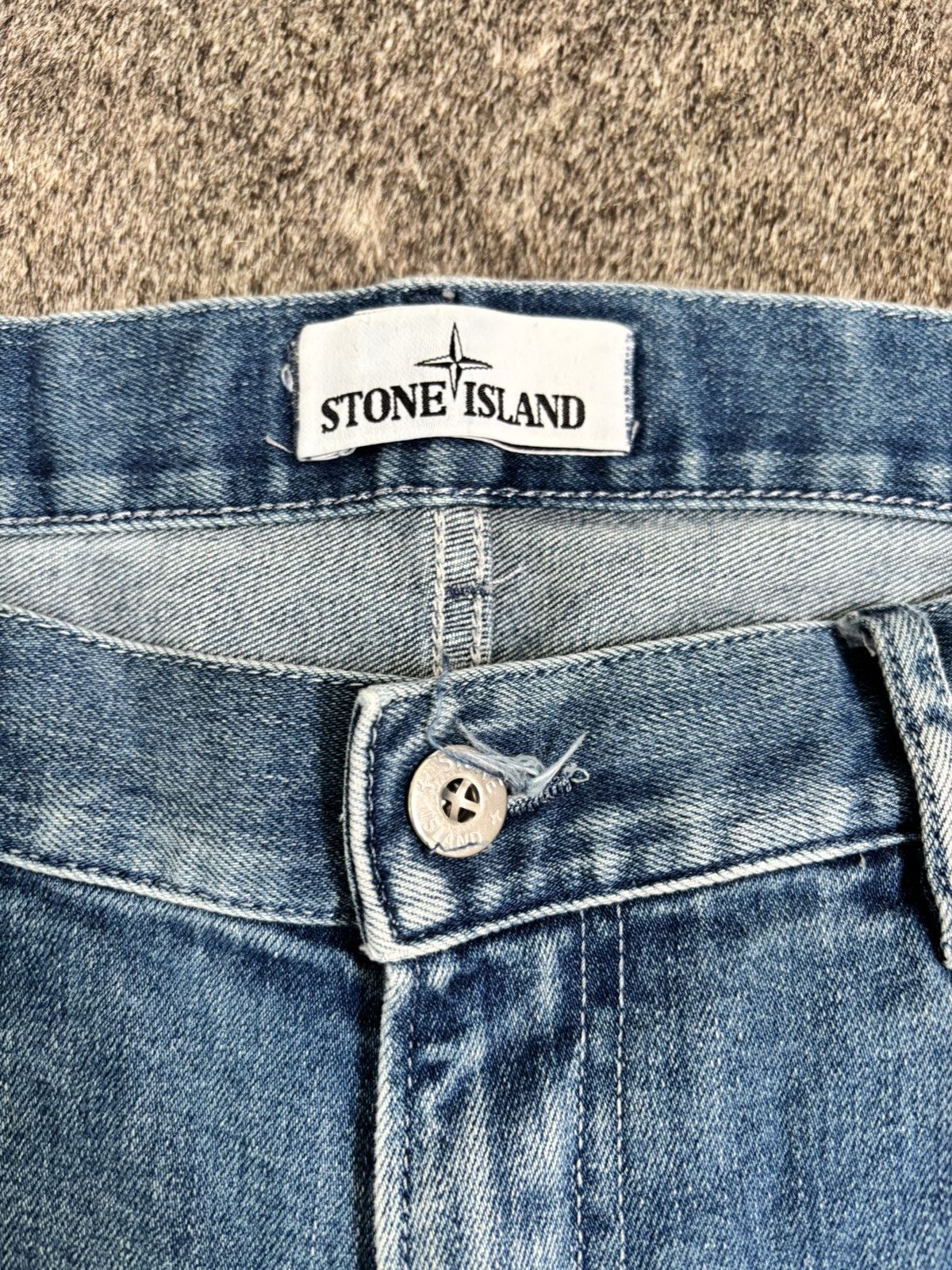Stone Island Blue Light Wash Stone Island Jeans Size 31W Size 34L 31x34 Size US 31 - 7 Thumbnail