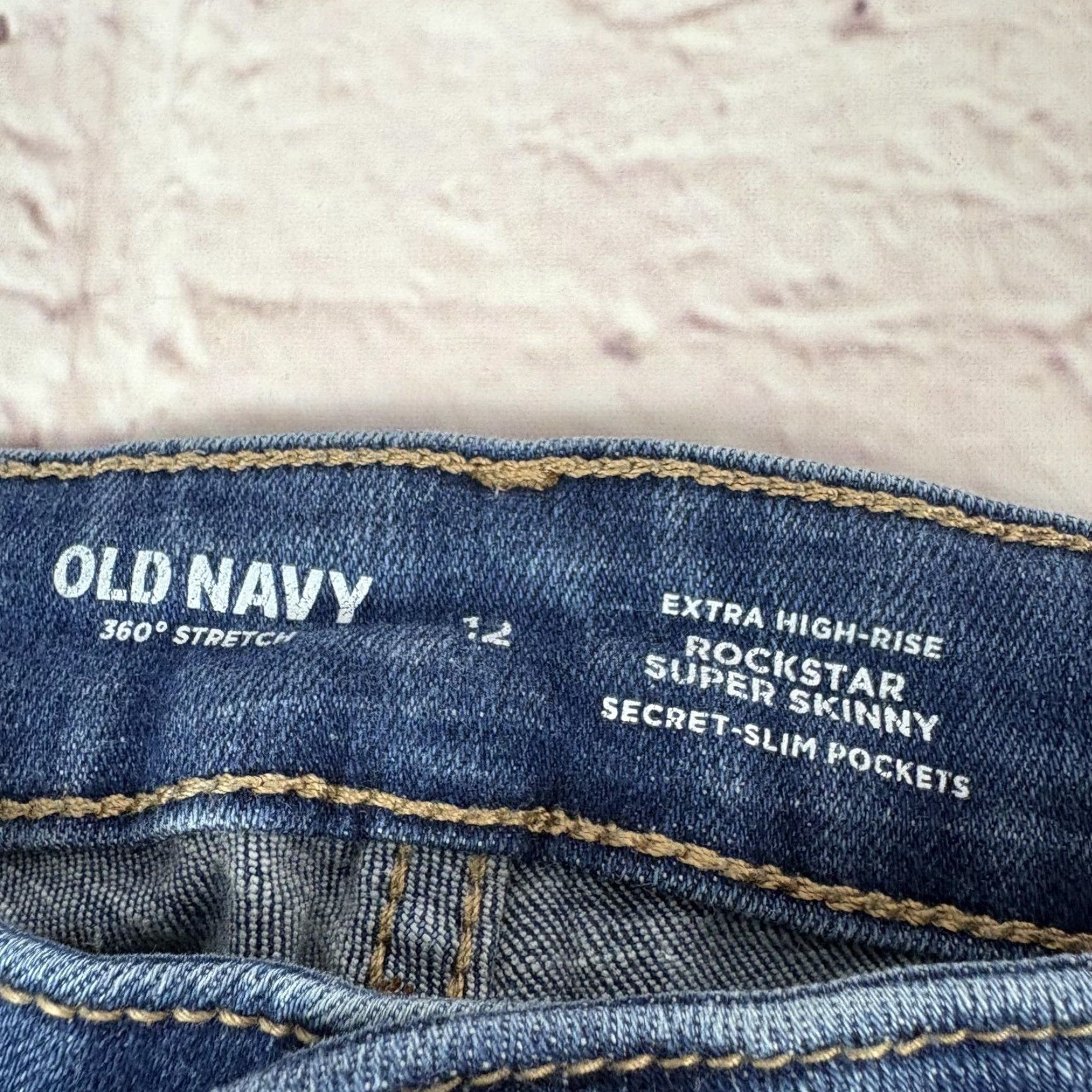Old Navy Old Navy Rockstar Jeans Womens 12 Blue Extra High-Rise Skinny Distressed 29x26 Size 34" / US 12 / IT 48 - 7 Thumbnail