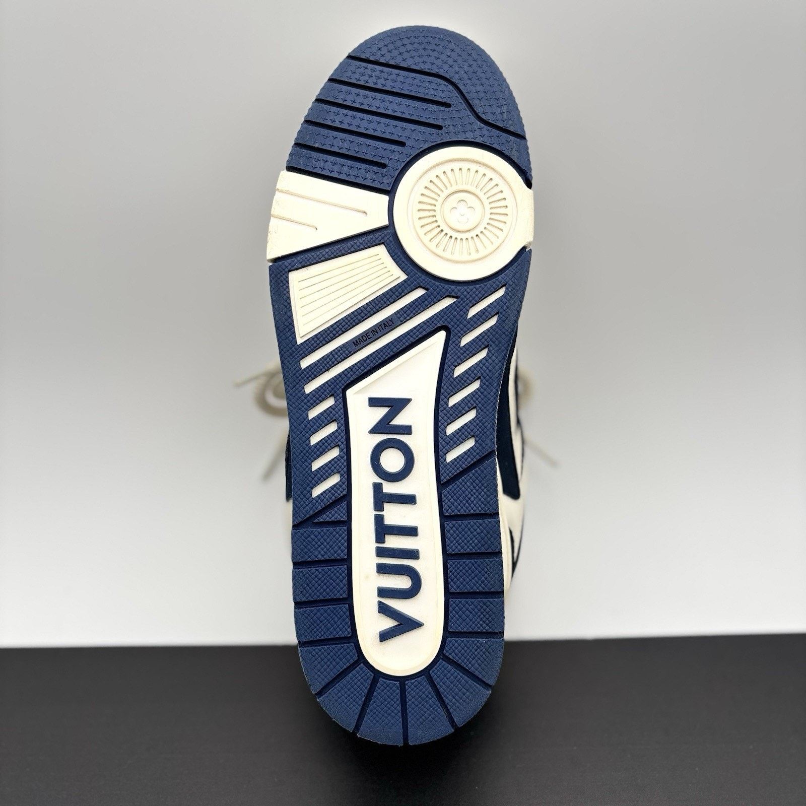 Louis Vuitton Louis Vuitton Skate ' Marine ' | GREAT CONDITION! Size US 9.5 / EU 42-43 - 8 Thumbnail