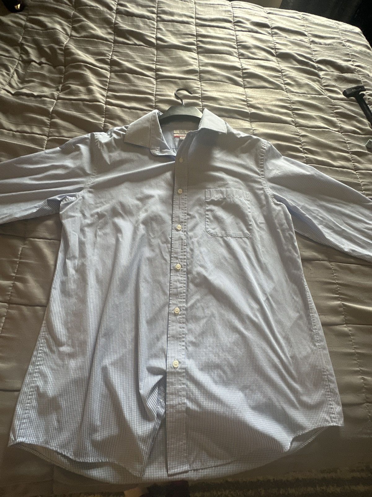 Croft & Barrow Men’s Button Up Dress Shirt (Blue and White Stripes) Size US L / EU 52-54 / 3 - 4 Thumbnail
