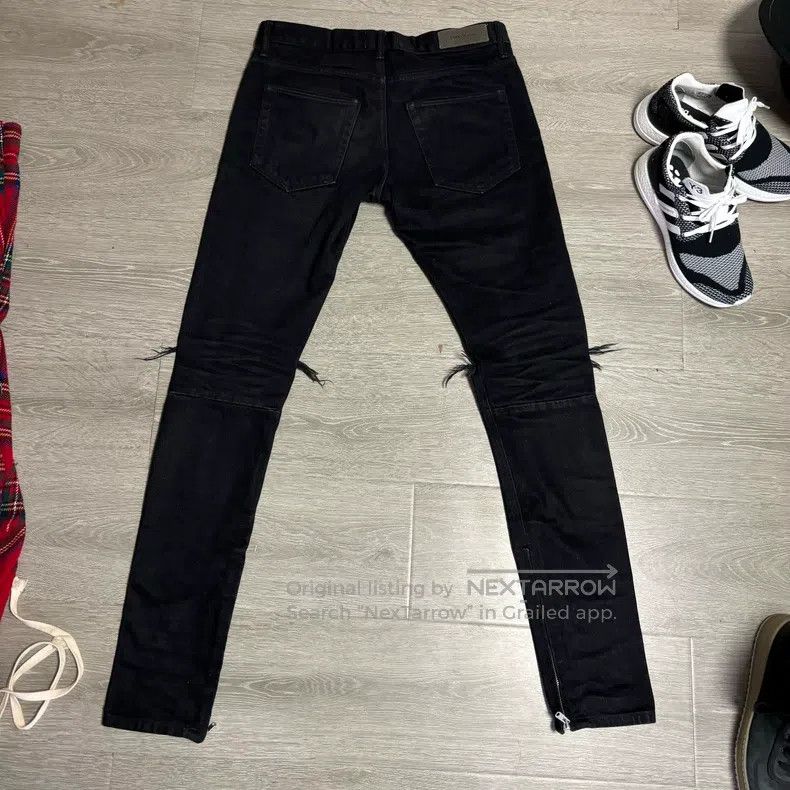 Fear of God Fear of God Knee knife cuts cattle Size US 30 / EU 46 - 2 Thumbnail