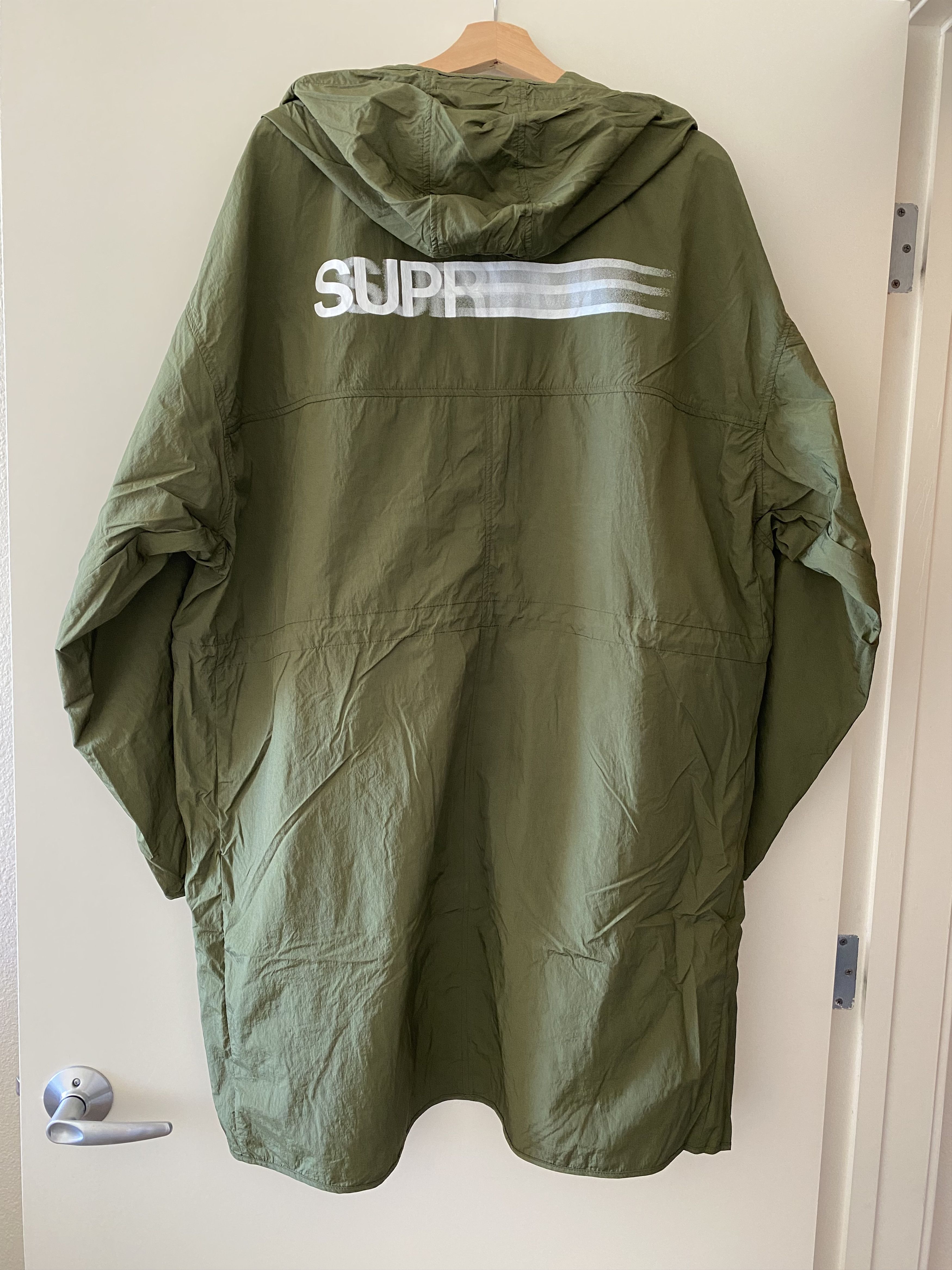 Supreme Supreme Motion Logo Lightweight Parka | Grailed