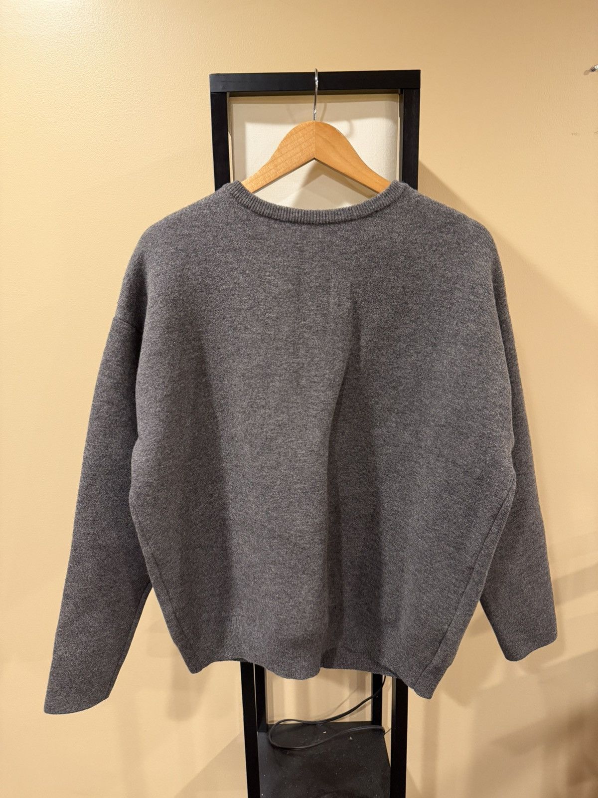 Loewe Loewe Grey Studded Open Back Knit Cardigan Sweater 2024 Size US S / EU 44-46 / 1 - 6 Thumbnail